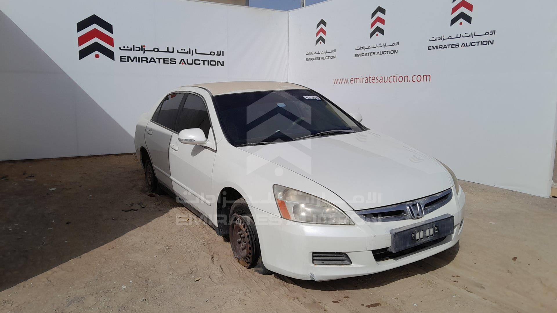 2006 HONDA ACCORD VIN: JHMCM56586C404512