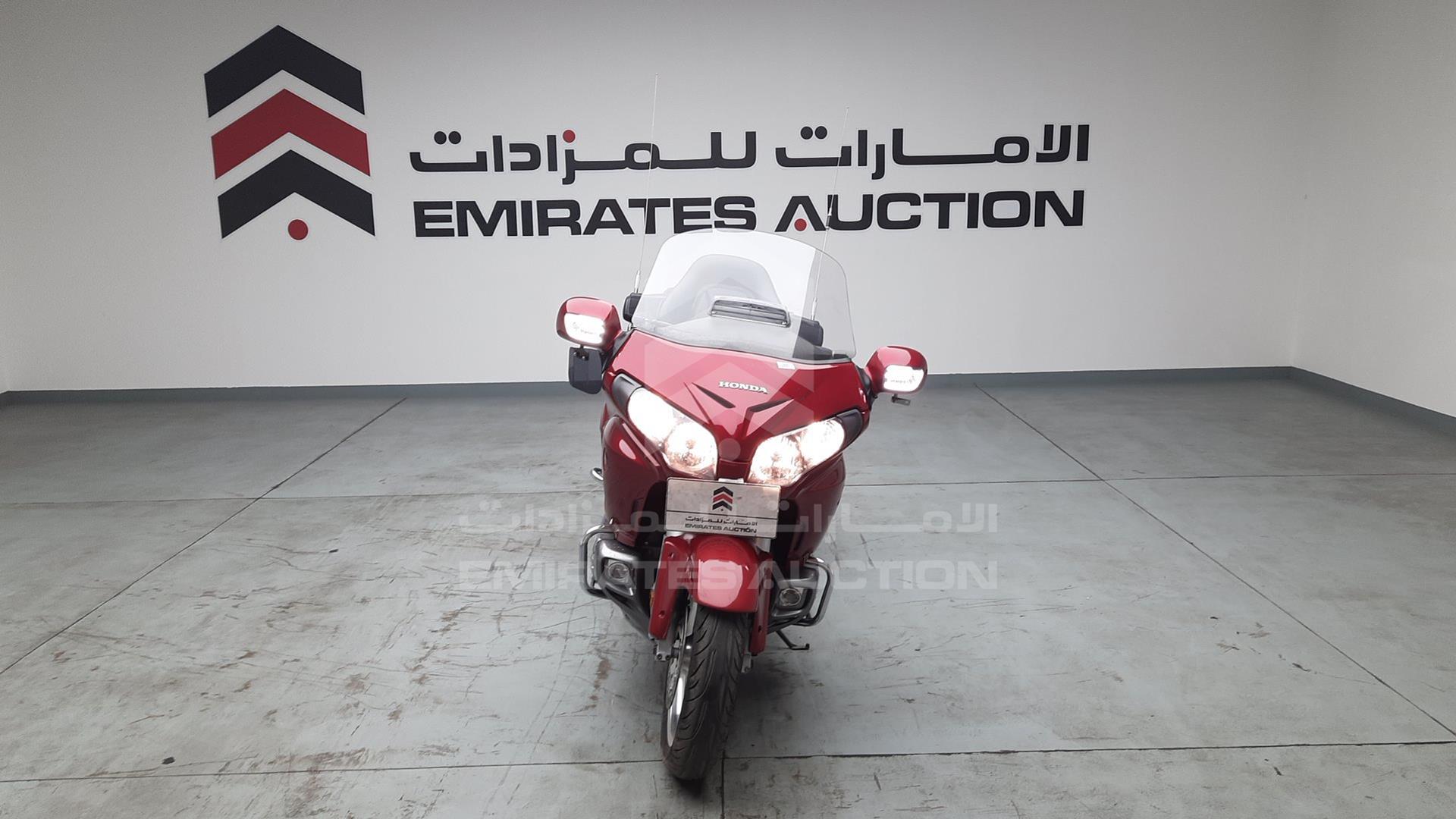 2016 HONDA GL 1800 VIN: JH2SC68G3GK401326