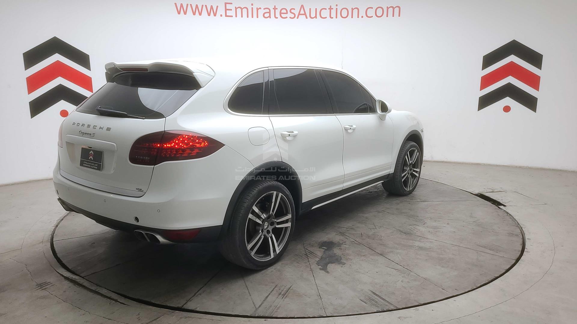 2013 PORSCHE CAYENNE VIN: WP1ZZZ92ZDLA81351
