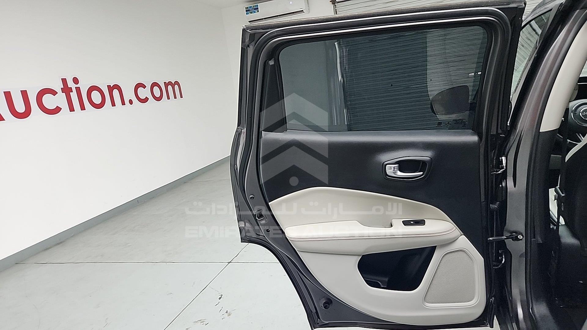 2019 JEEP COMPASS VIN: 3C4NJDCB6KT630070
