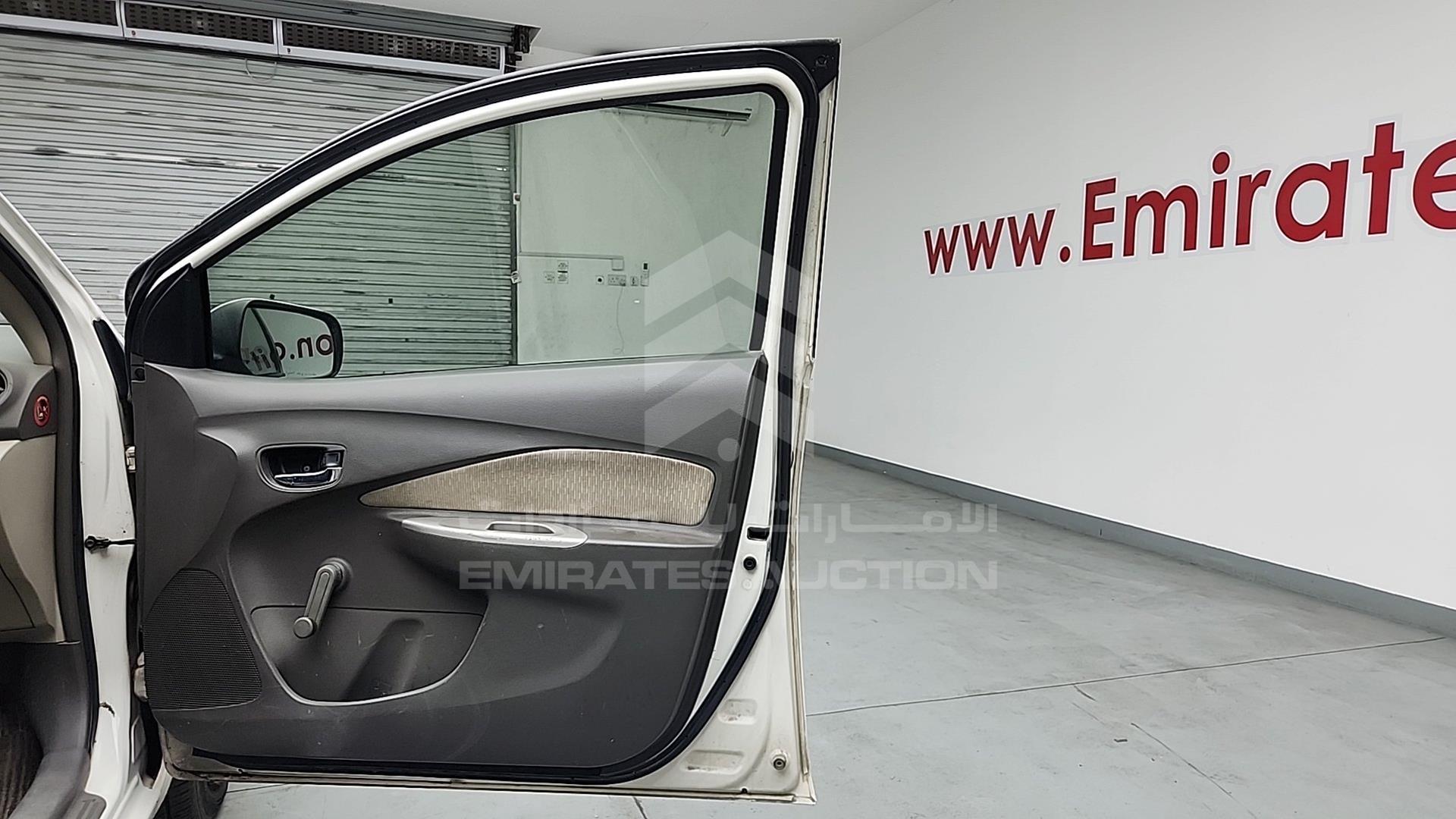 2009 TOYOTA YARIS VIN: JTDBW923094025814