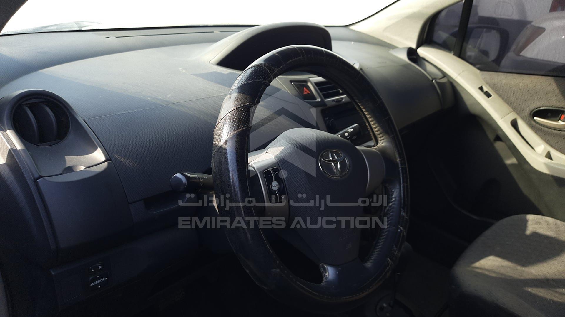 2011 TOYOTA YARIS VIN: JTDKW9231B5161885