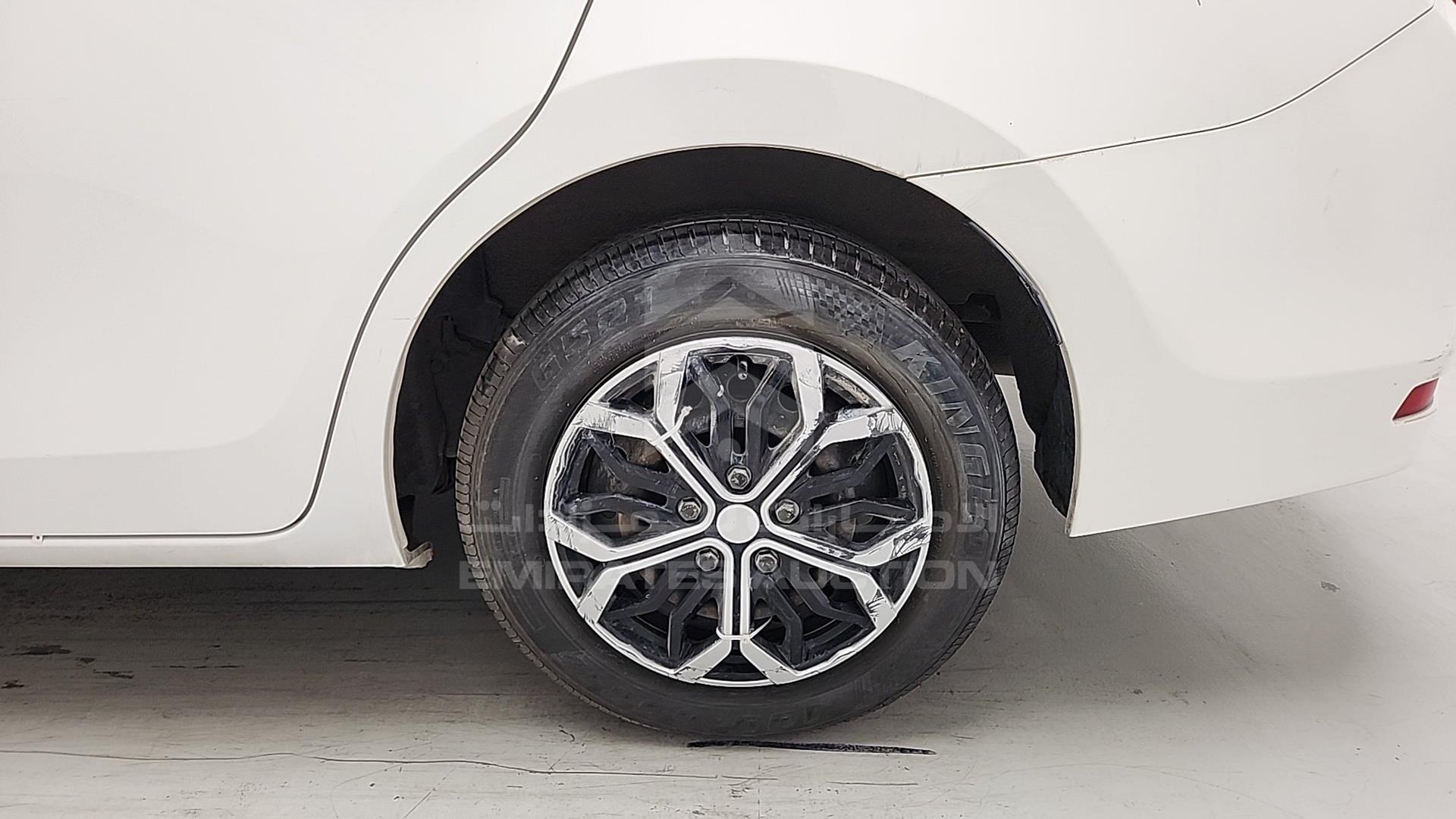 2015 TOYOTA COROLLA VIN: RKLBB9HE7F5043563
