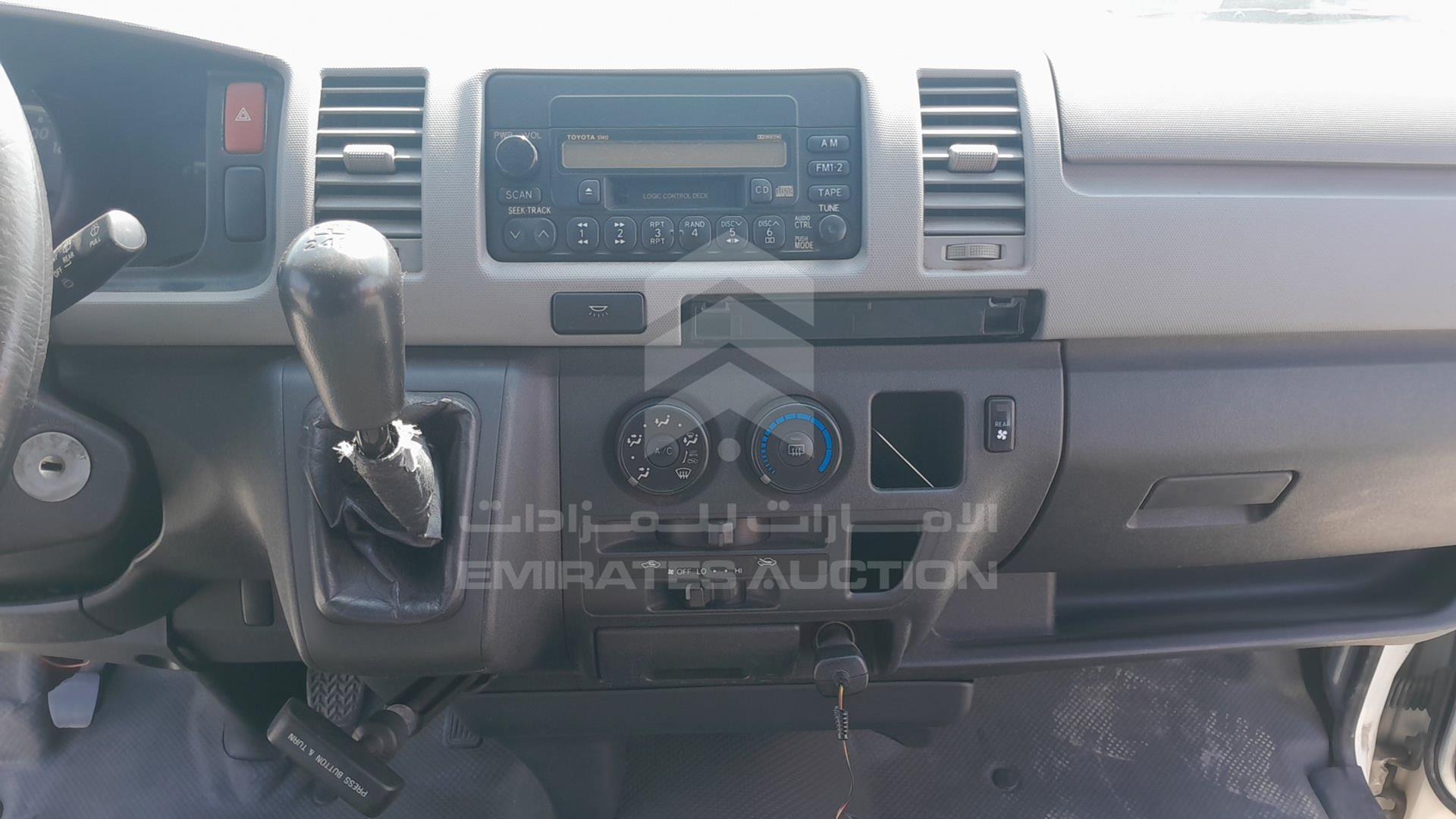 2011 TOYOTA HIACE VIN: JTGJX02P5B0035133