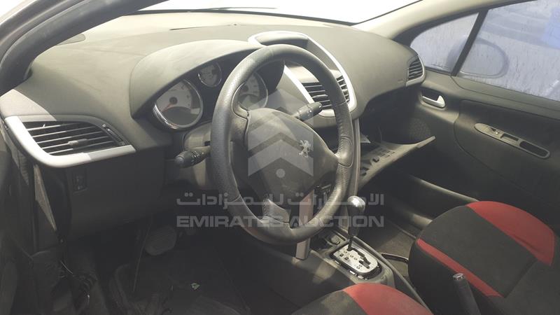 VIN: VF3WC5FS4DE000492 Auction: EmiratesAuction Lot: 343645 VF3WC5FS4DE000492 Peugeot 207 2013 SILVER Photo 16