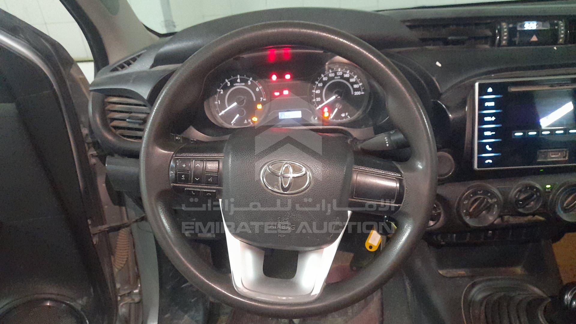 2017 TOYOTA HILUX VIN: MR0DX8CD1H0400317