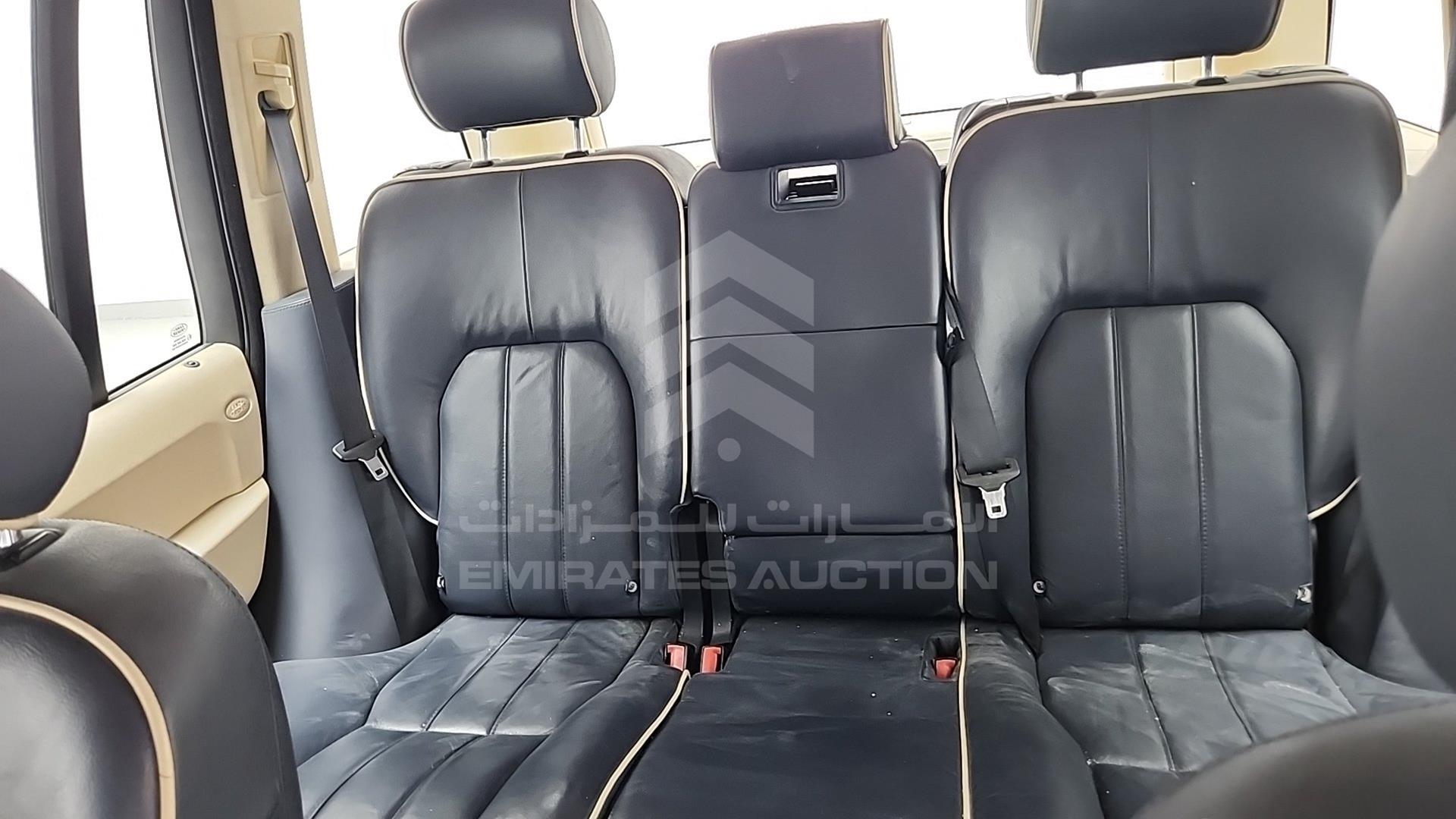 2004 RANGE ROVER HSE VIN: SALLMAMA44A170092