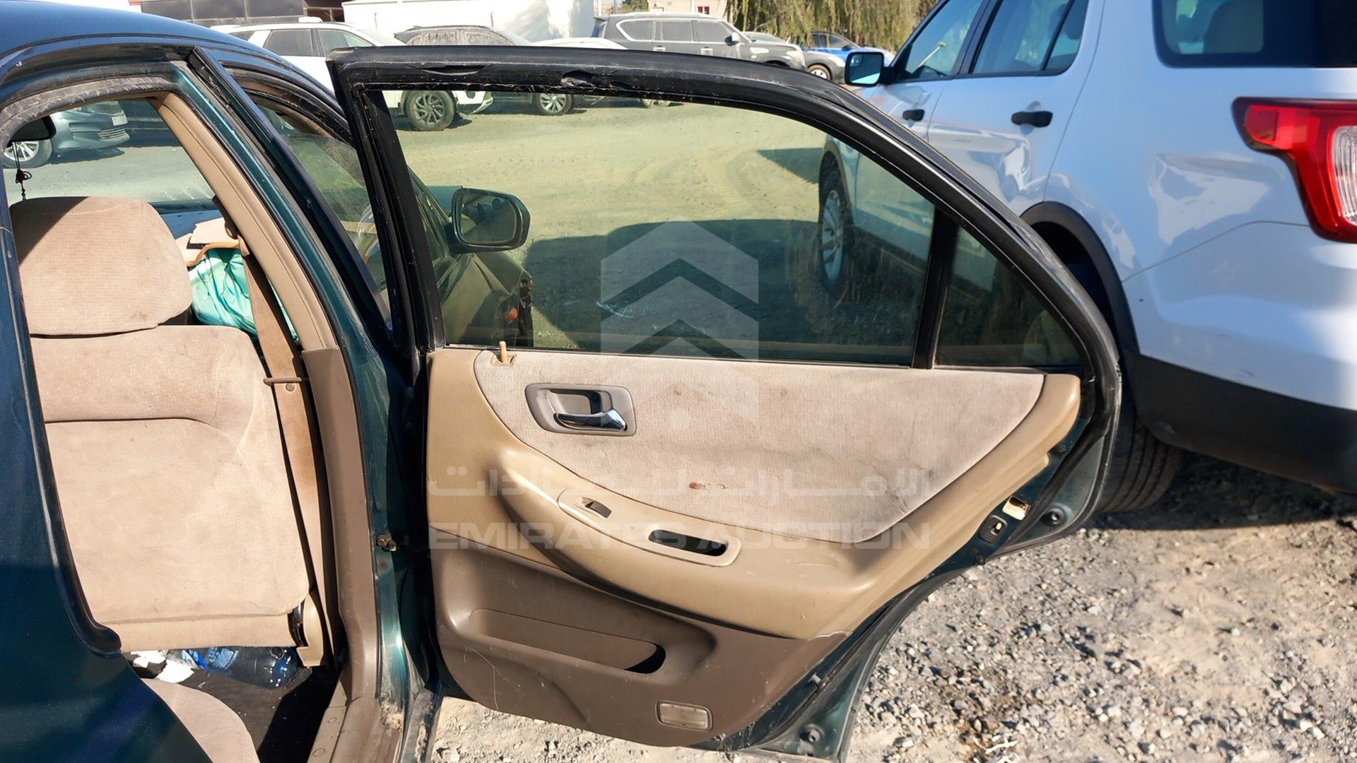 2002 HONDA ACCORD VIN: JHMCF86362C403847