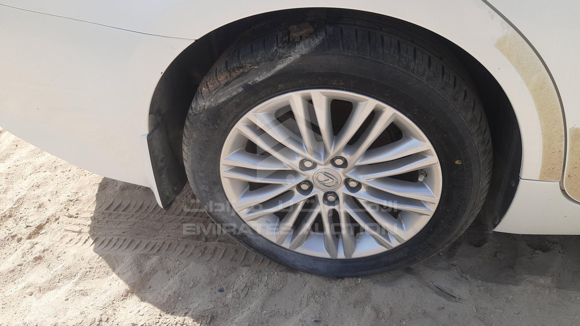 2016 LEXUS IS 250 VIN: JTHBJ1GG0G2084302