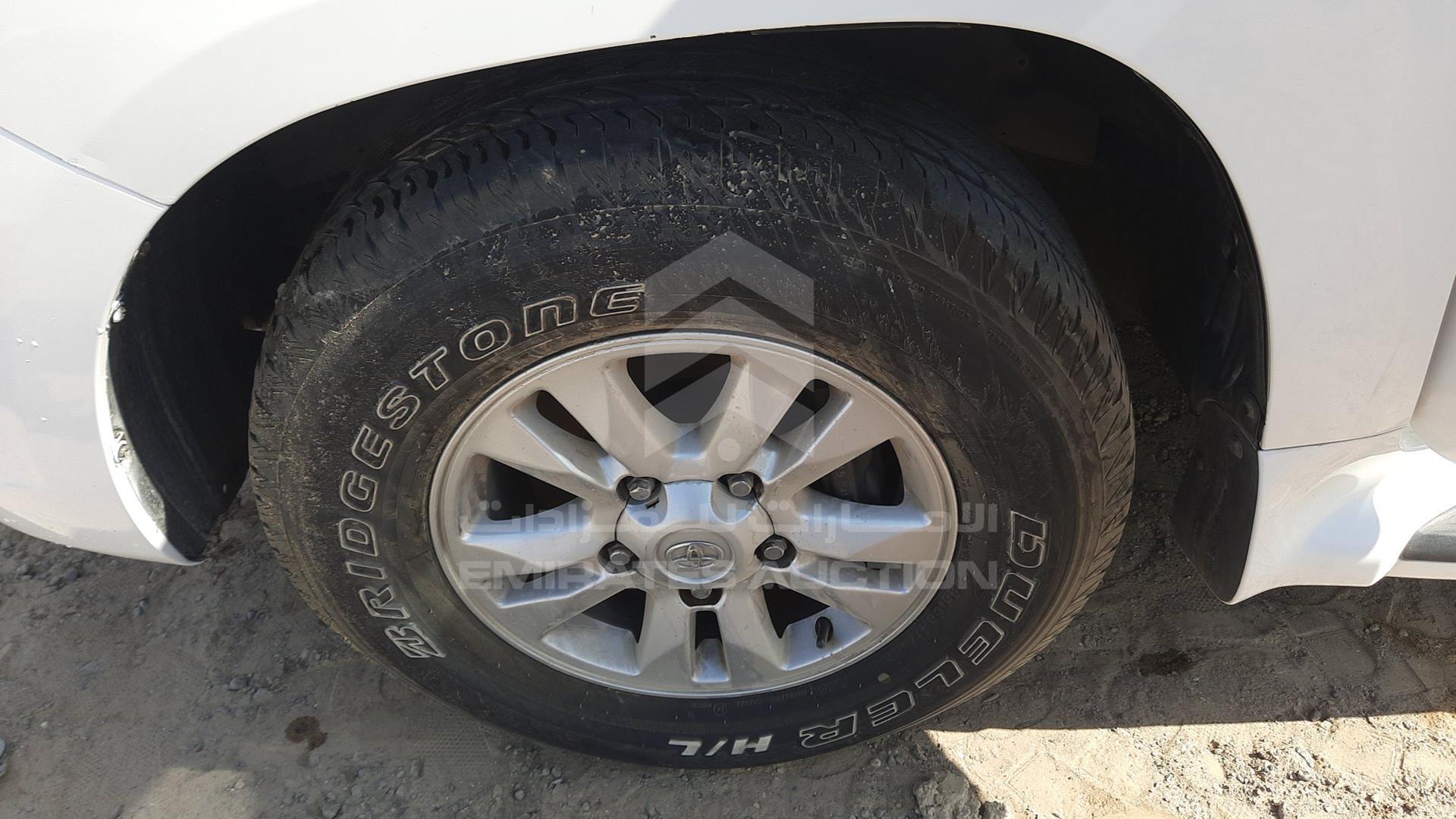 2009 TOYOTA LAND CRUISER VIN: JTMHU09J195011270