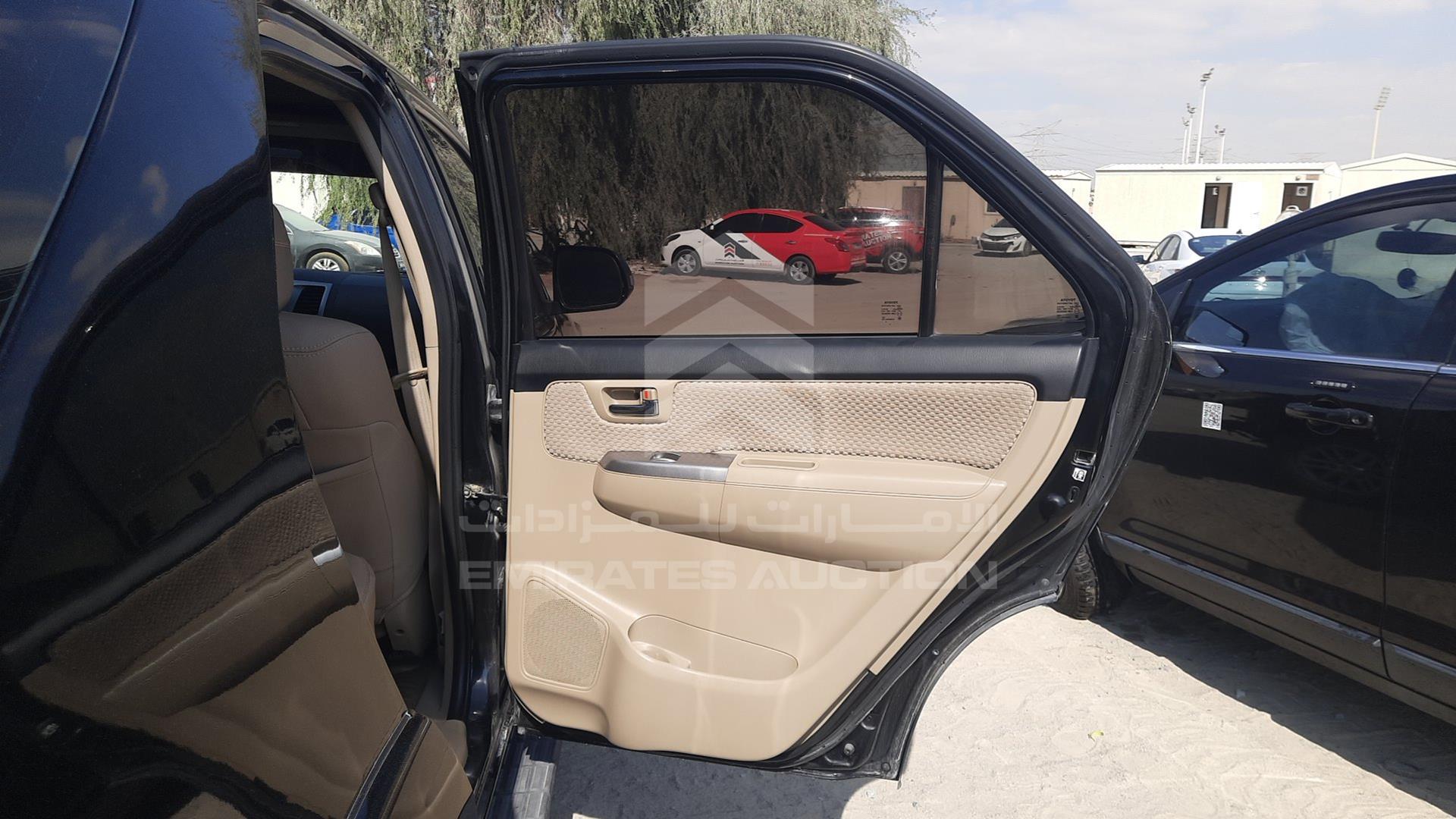 2015 TOYOTA FORTUNER VIN: MHFYX59G8F8072364