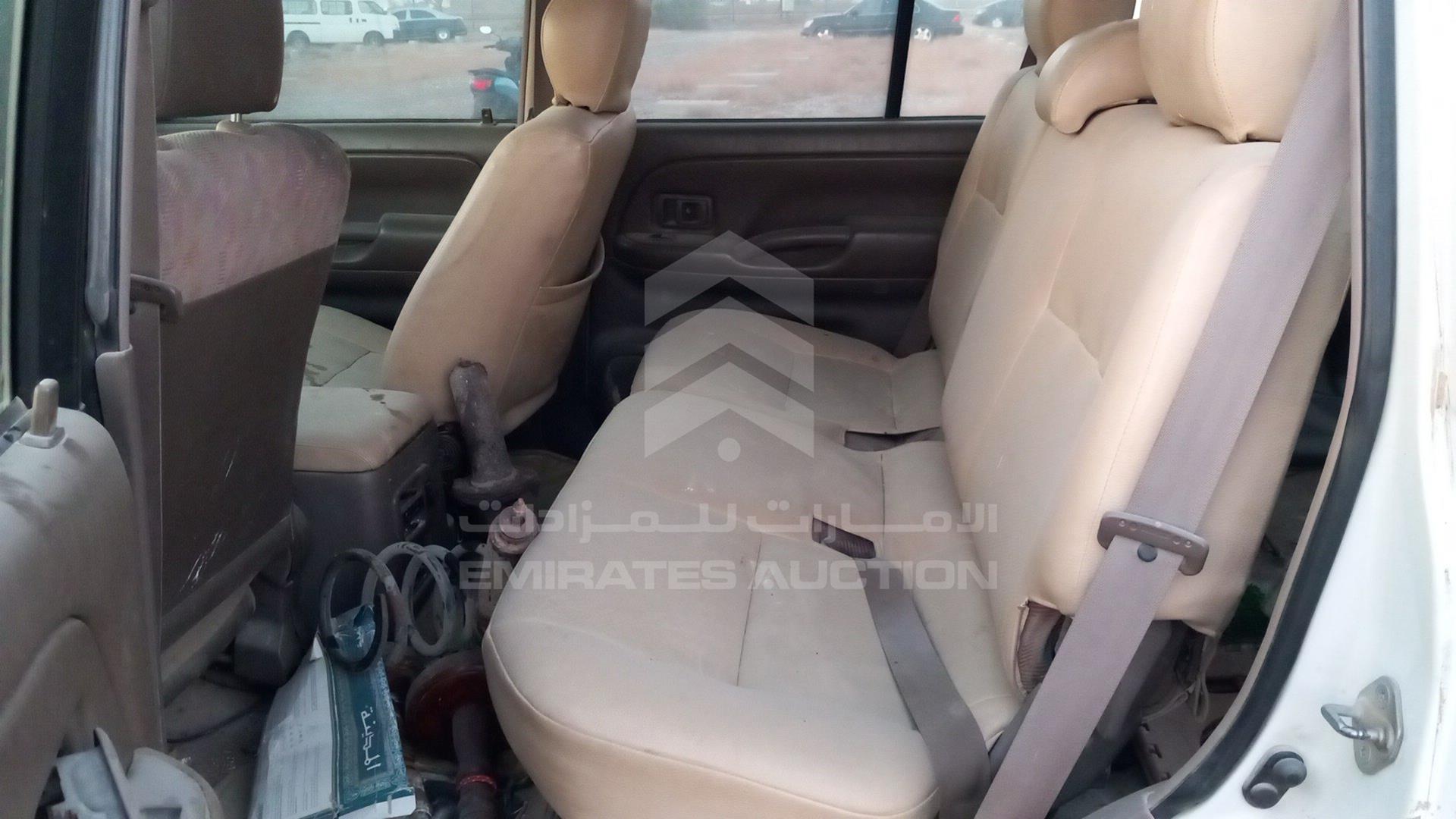 2001 TOYOTA PRADO VIN: JTEBM99J010039519