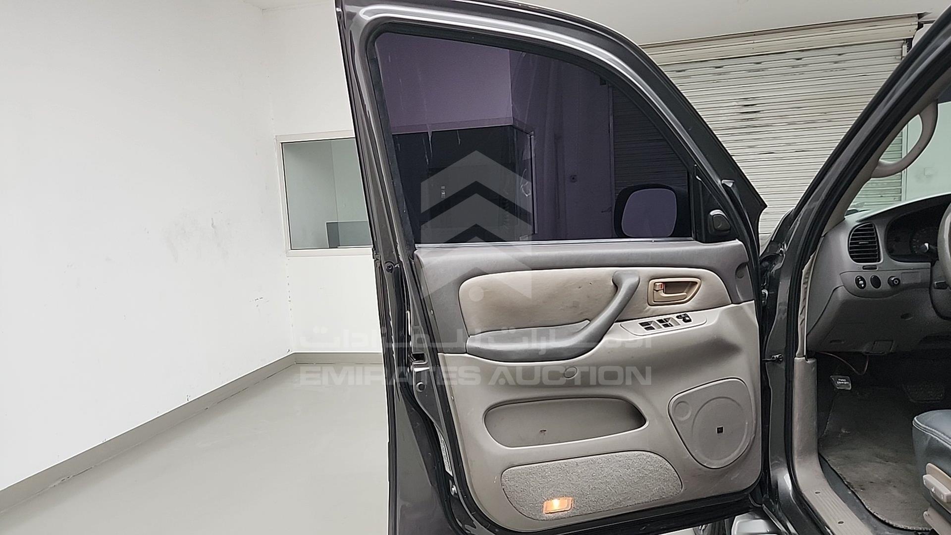 2003 TOYOTA SEQUOIA VIN: 5TDZT34A93S170362