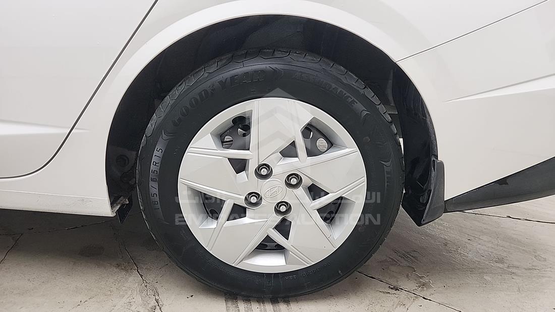 2025 Hyundai Accent — Rear Left Tyre — Photo 35
