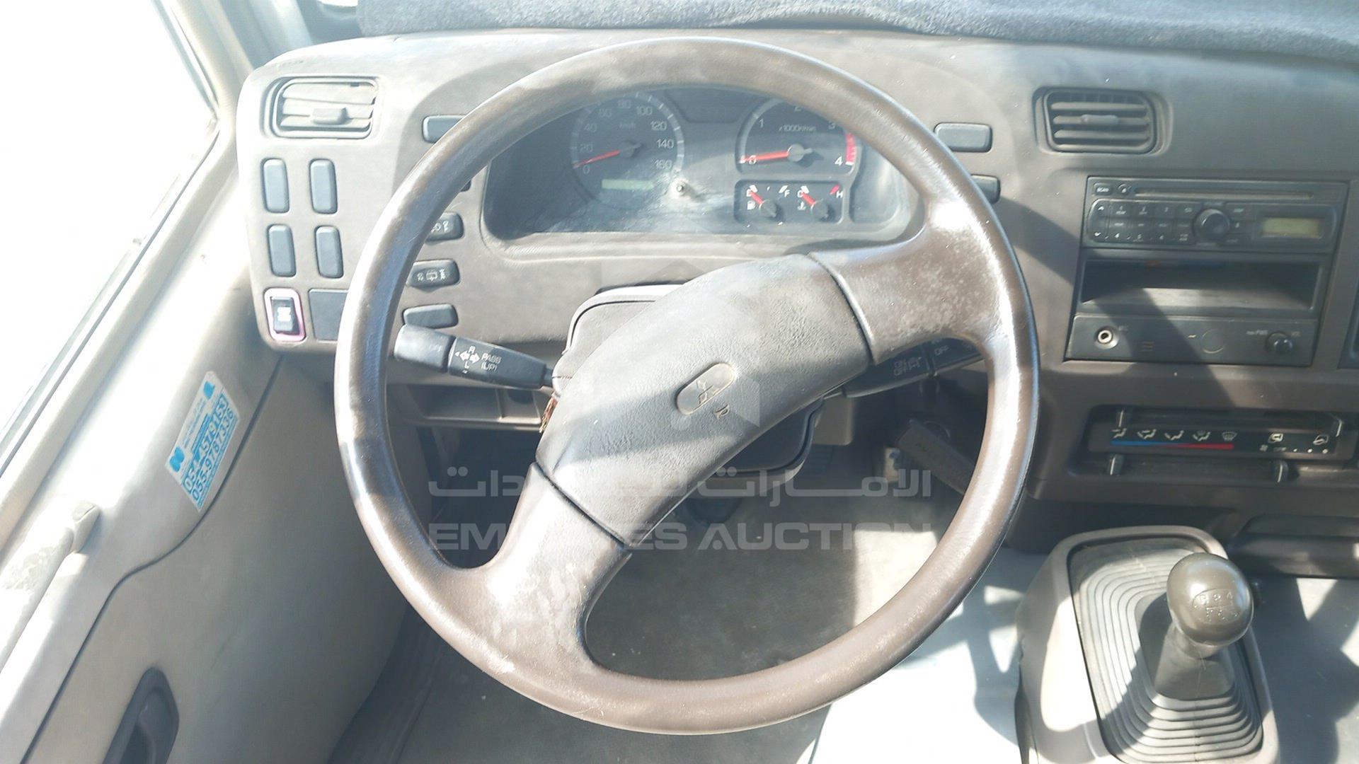 2013 MITSUBISHI ROSA VIN: JL5B3J6P9DRL10185