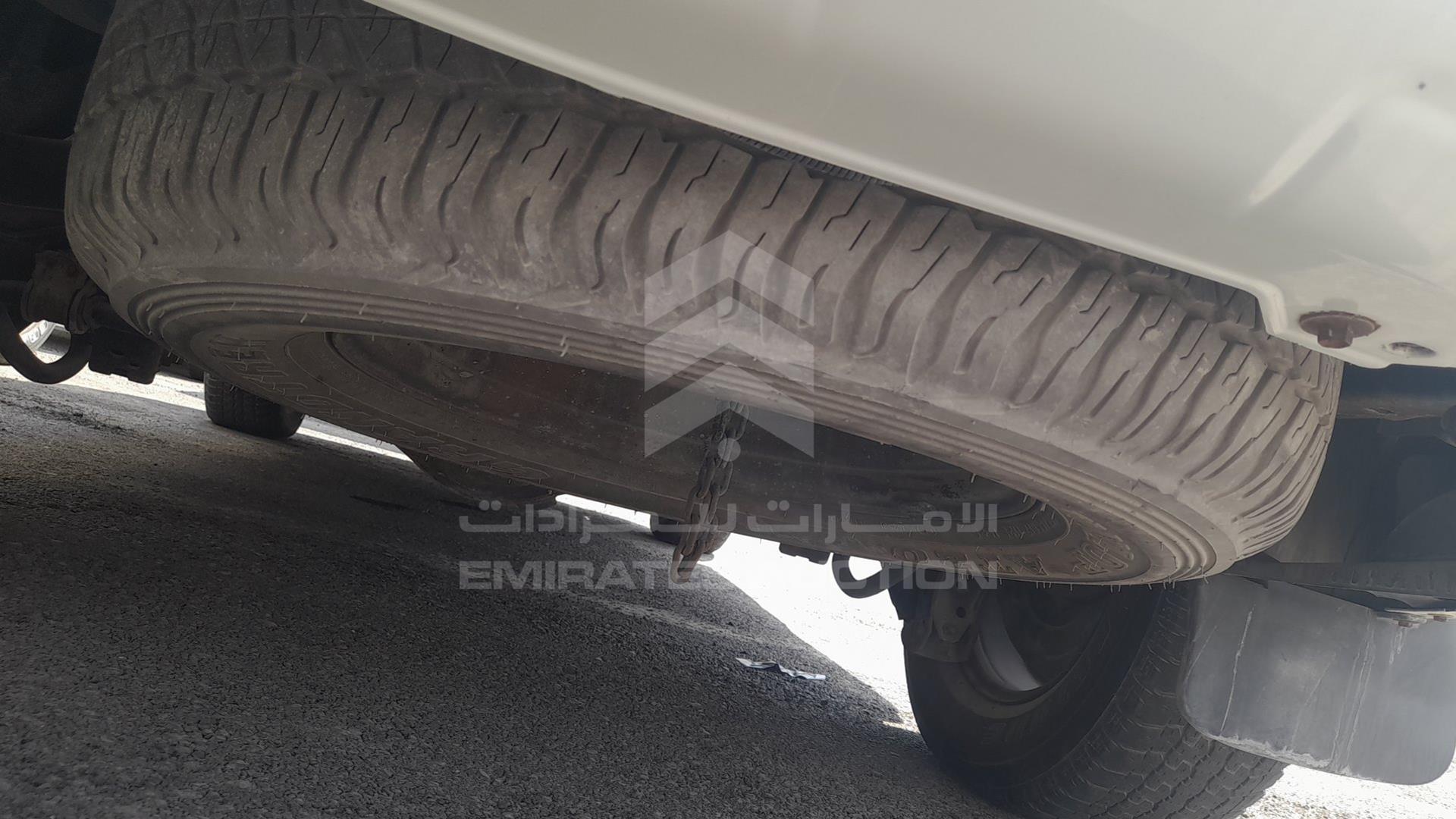 2011 TOYOTA LAND CRUISER VIN: JTMHU09J2B4042653