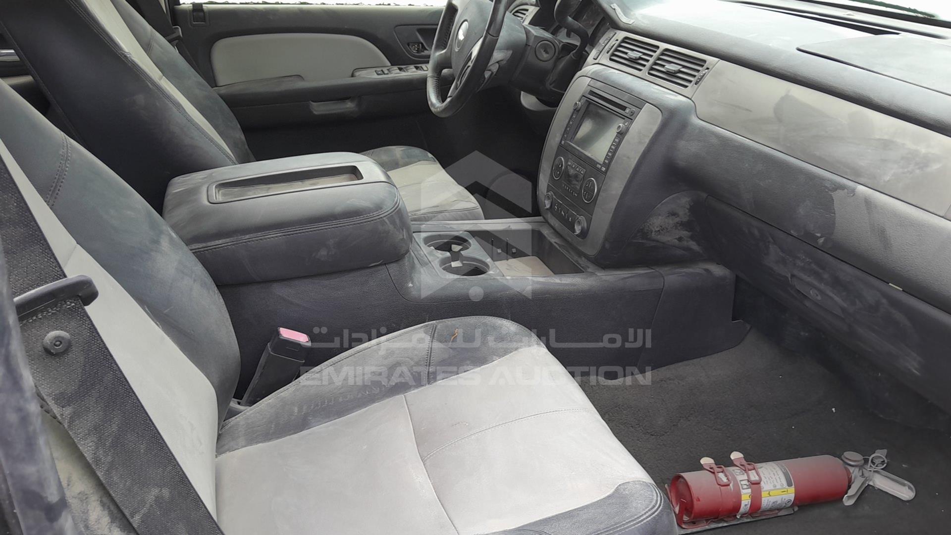 2008 CHEVROLET TAHOE VIN: 1GNFK13JX8R116173