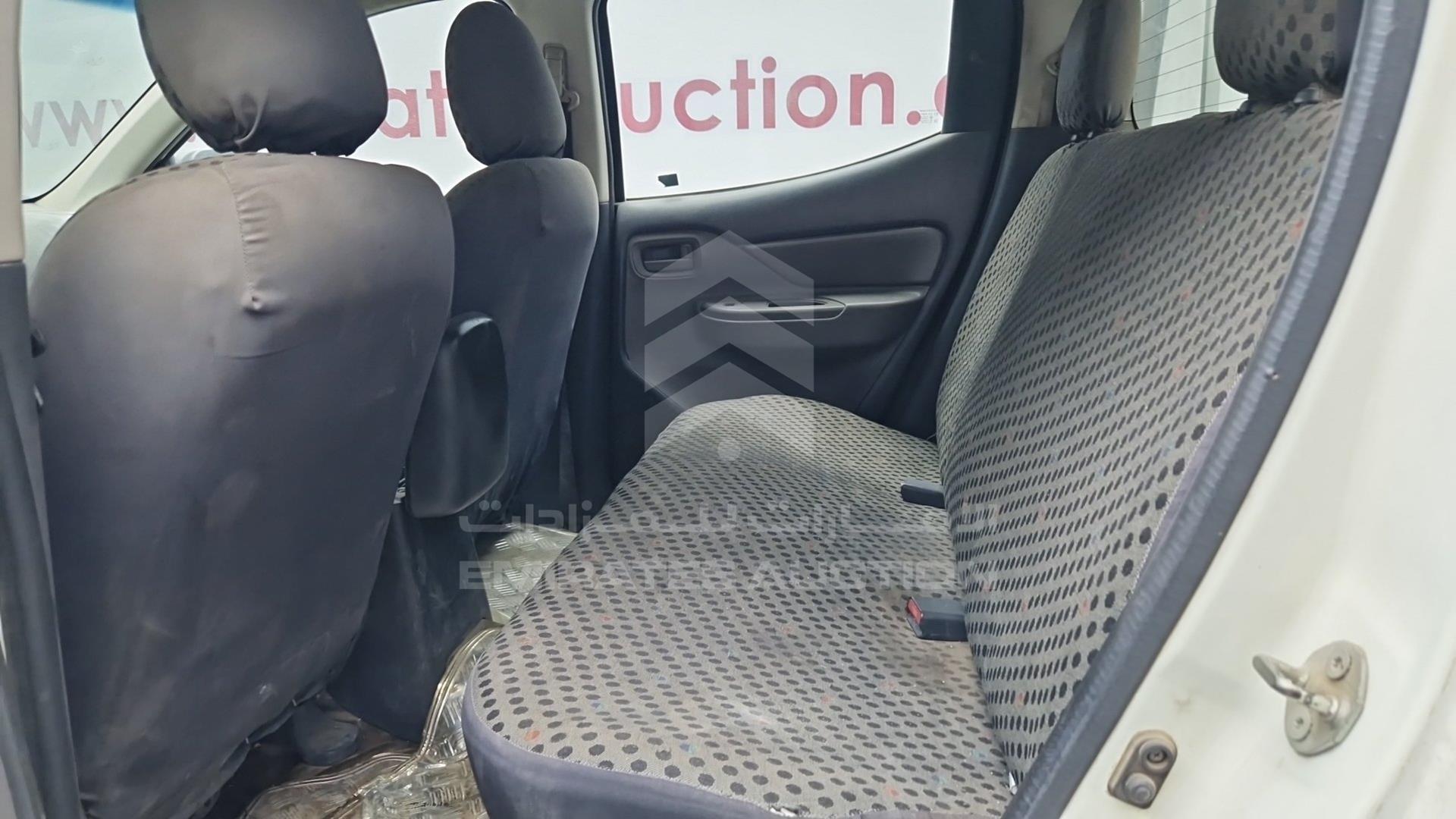 2016 MITSUBISHI L 200 VIN: MMBJNKJ40GH008469