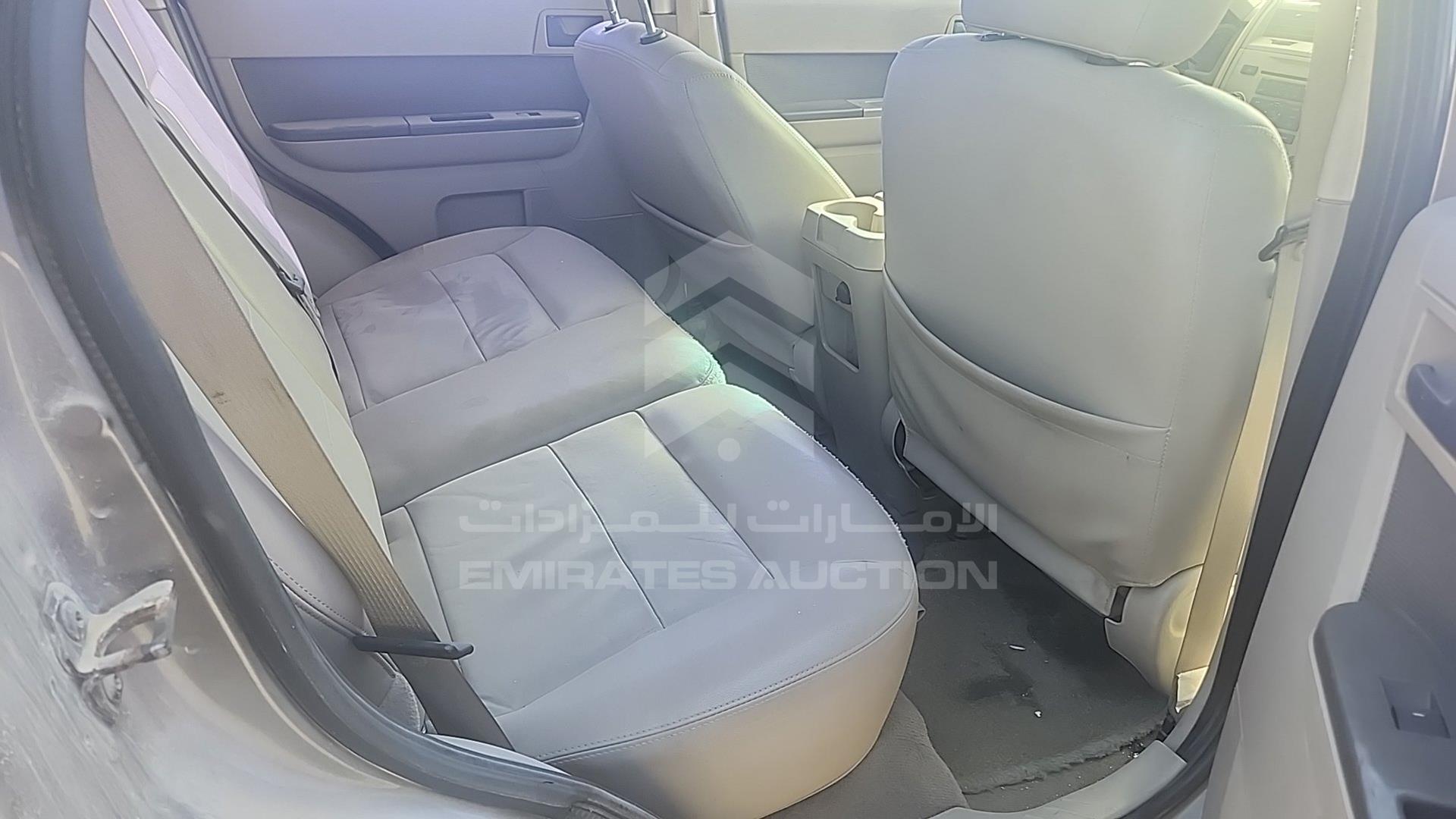 2009 FORD ESCAPE VIN: 1FMCU93G49KA22921