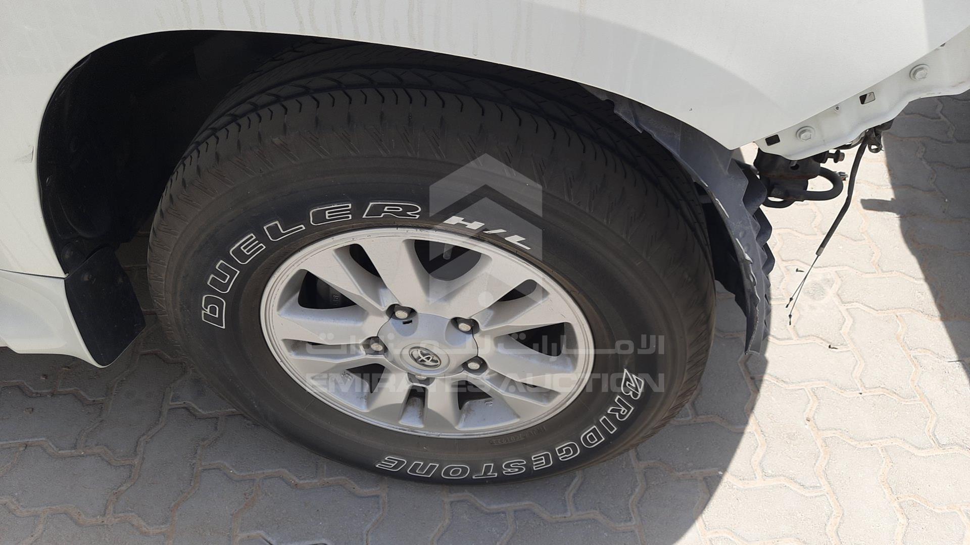 2010 TOYOTA LAND CRUISER VIN: JTMHU09J6A5037125