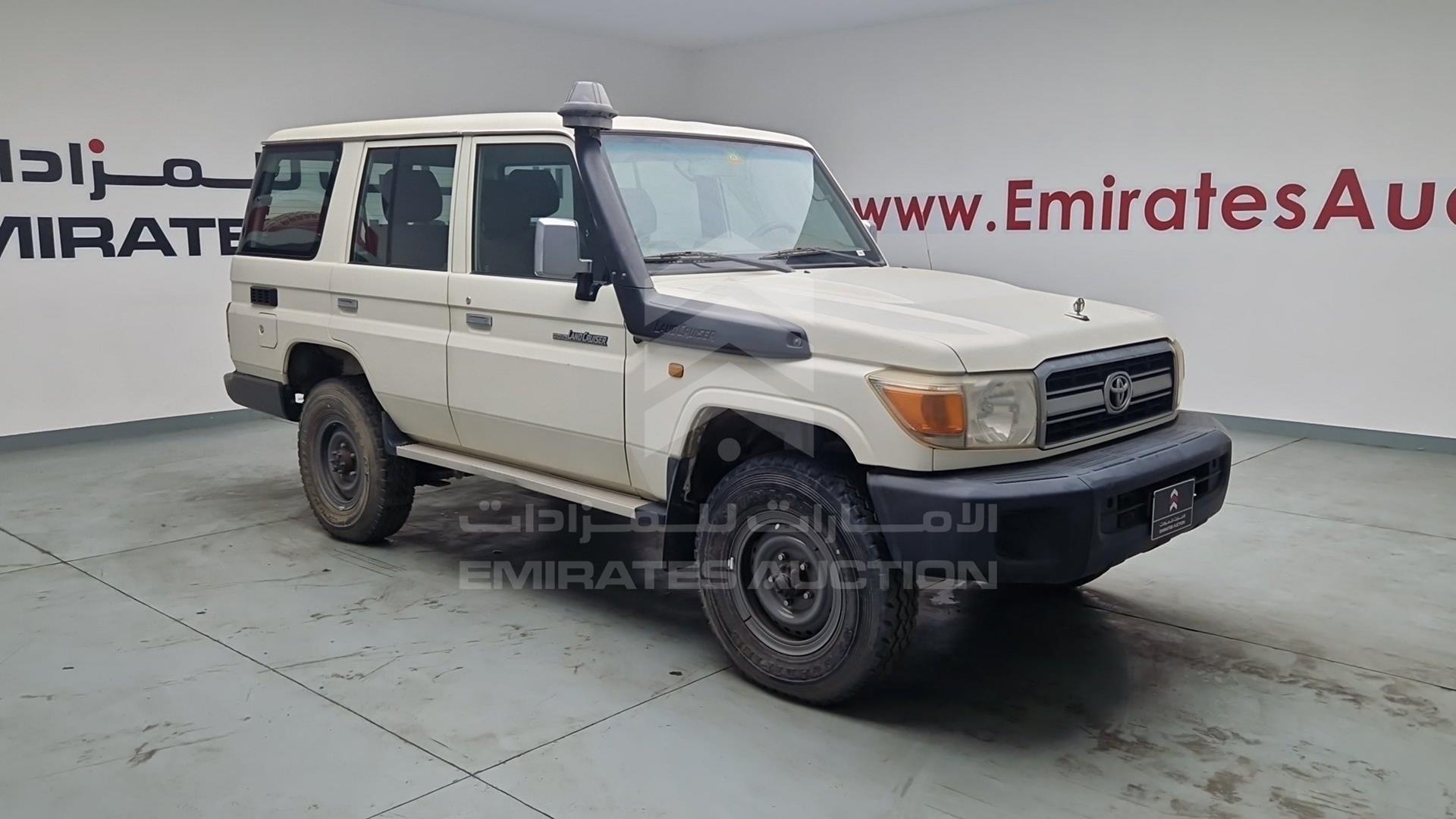 2012 TOYOTA LAND CRUISER VIN: JTGEB73J5C9008241