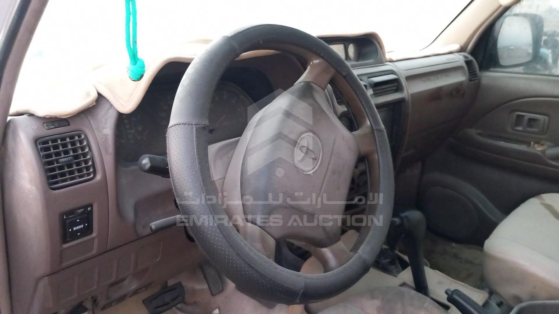 2001 TOYOTA PRADO VIN: JTEBM99J010039519