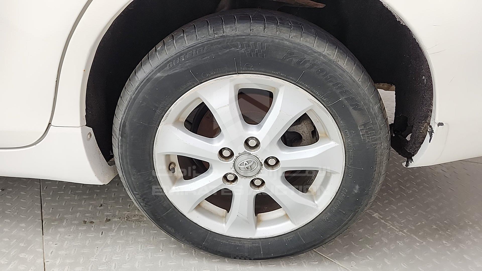 2009 TOYOTA CAMRY VIN: 4T4BE46K49R089038