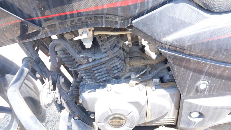 VIN: MD2A11CYXKCG49666 Auction: EmiratesAuction Lot: 406921 VIN: MD2A11CYXKCG49666 Bajaj PULSAR 150 2019 BLACK Photo 16