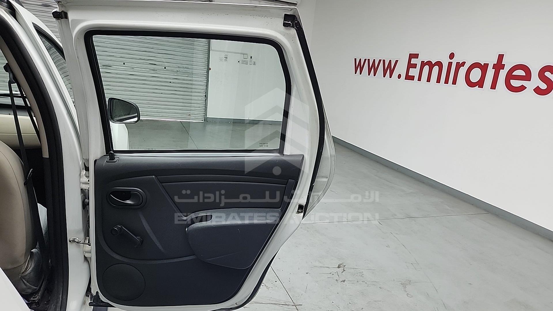 2017 RENAULT DUSTER VIN: VF1HSRGJ8HA529118