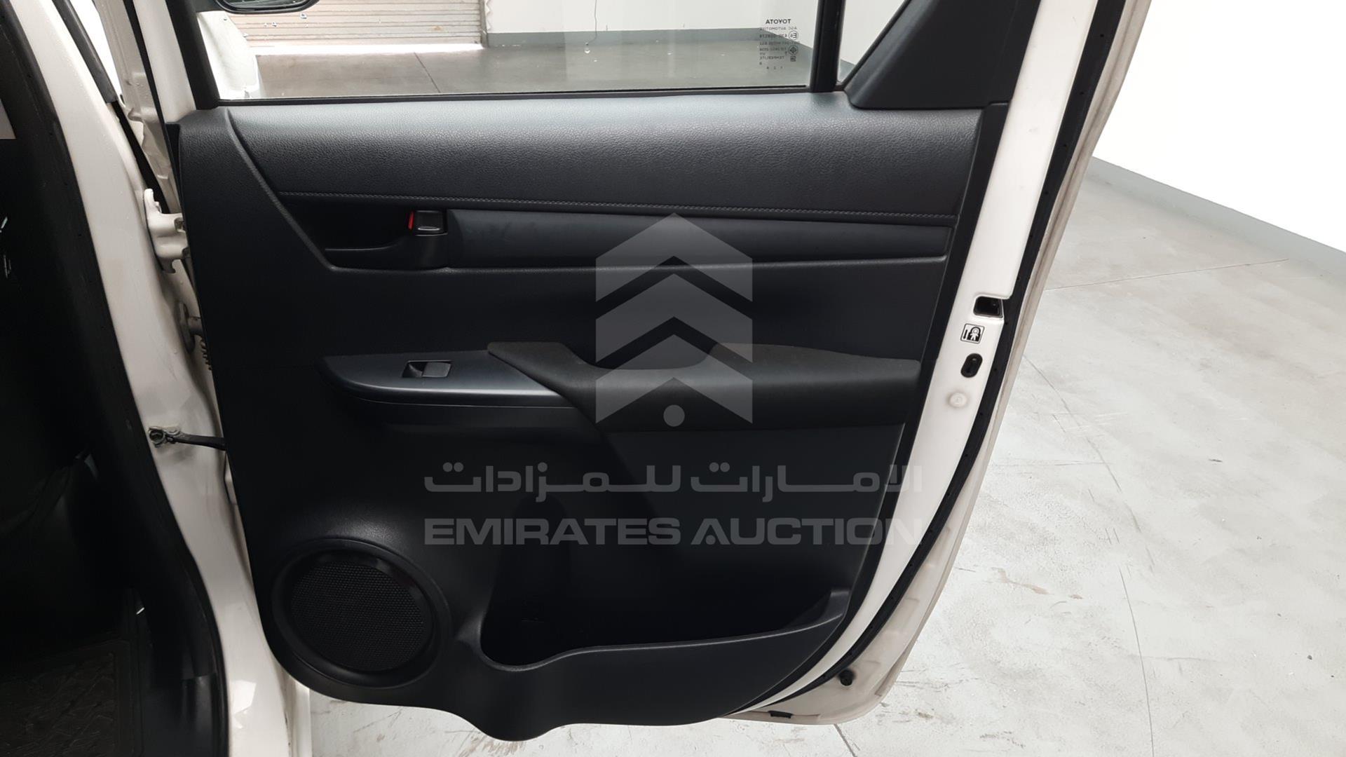 2019 TOYOTA HILUX VIN: MR0JX9CD1K4085172