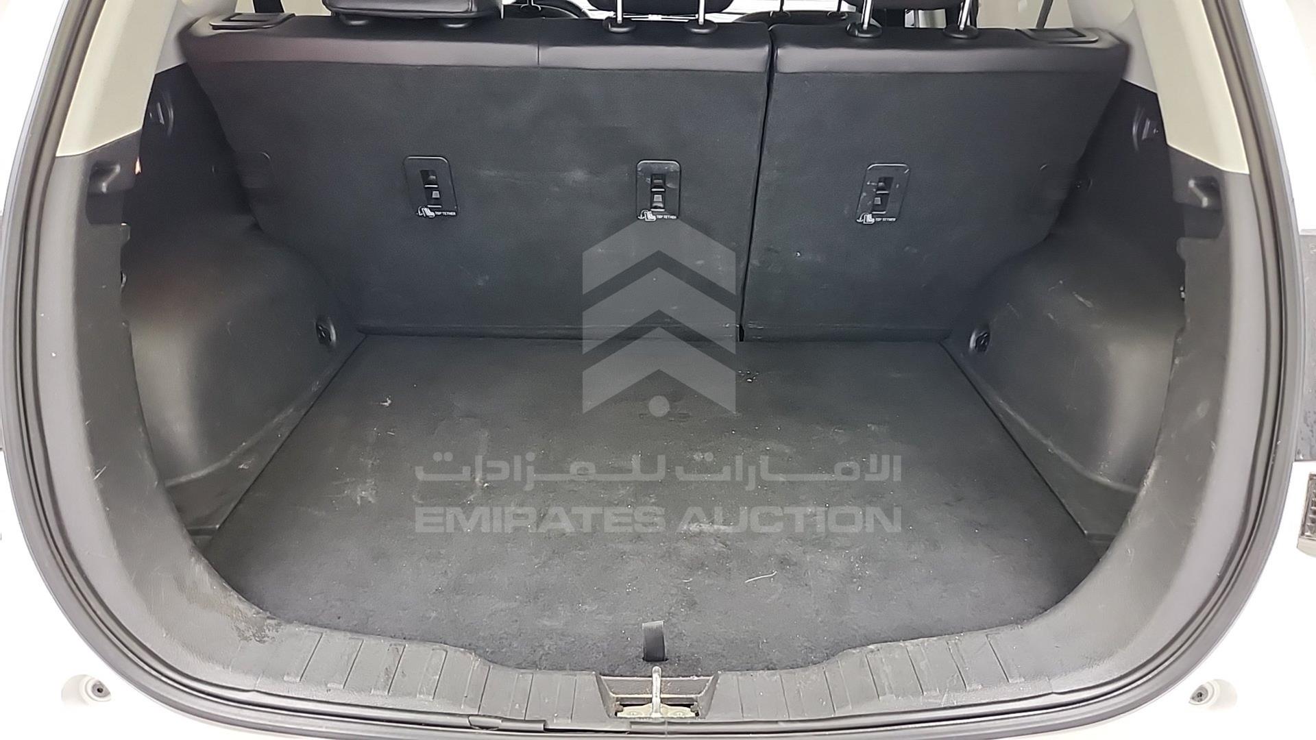 2018 HAVAL H2 VIN: LGWEE4A44JH903553