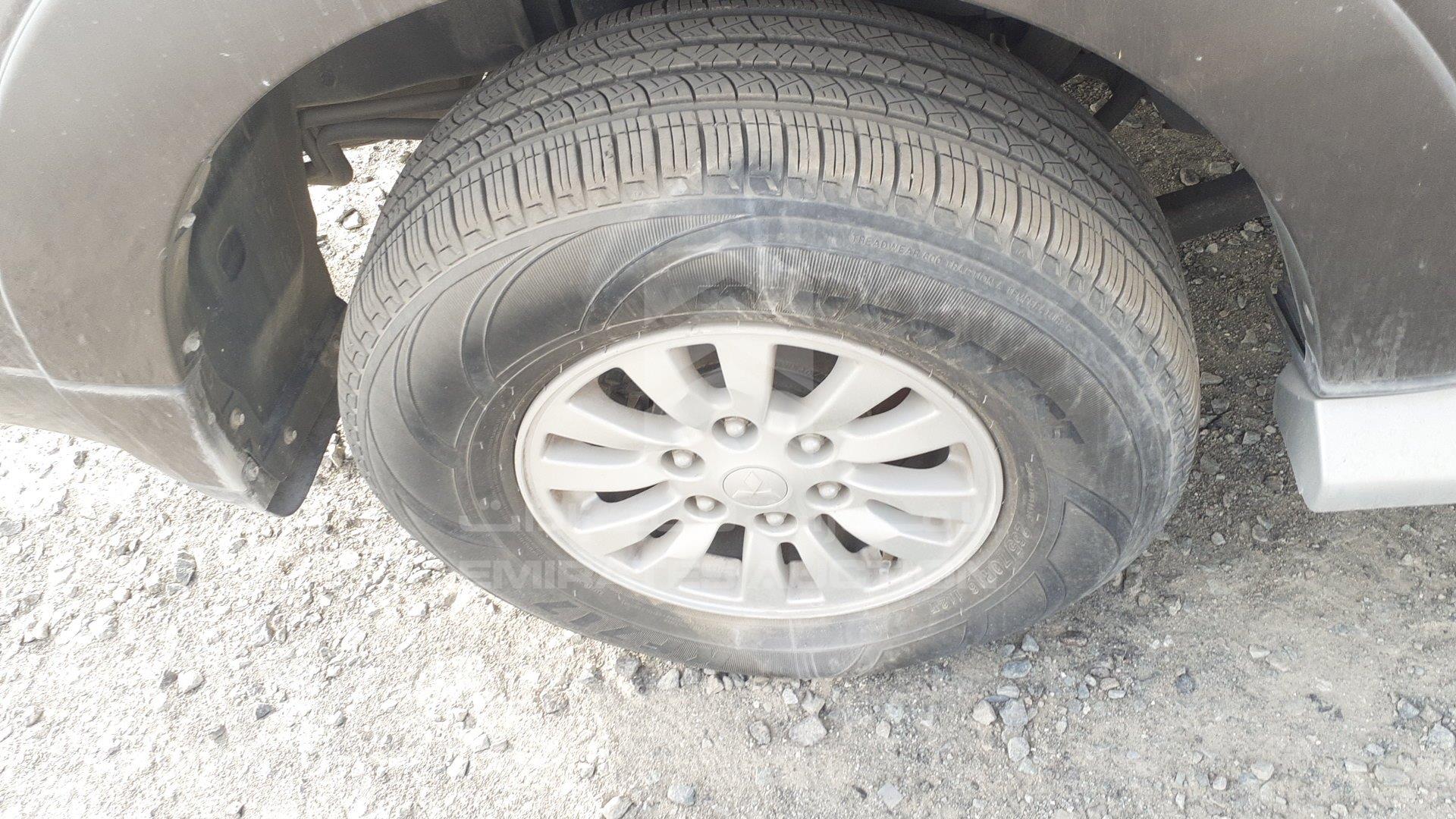 JMYLRV95WDJ708656 - 2013 Mitsubishi Pajero - #351548