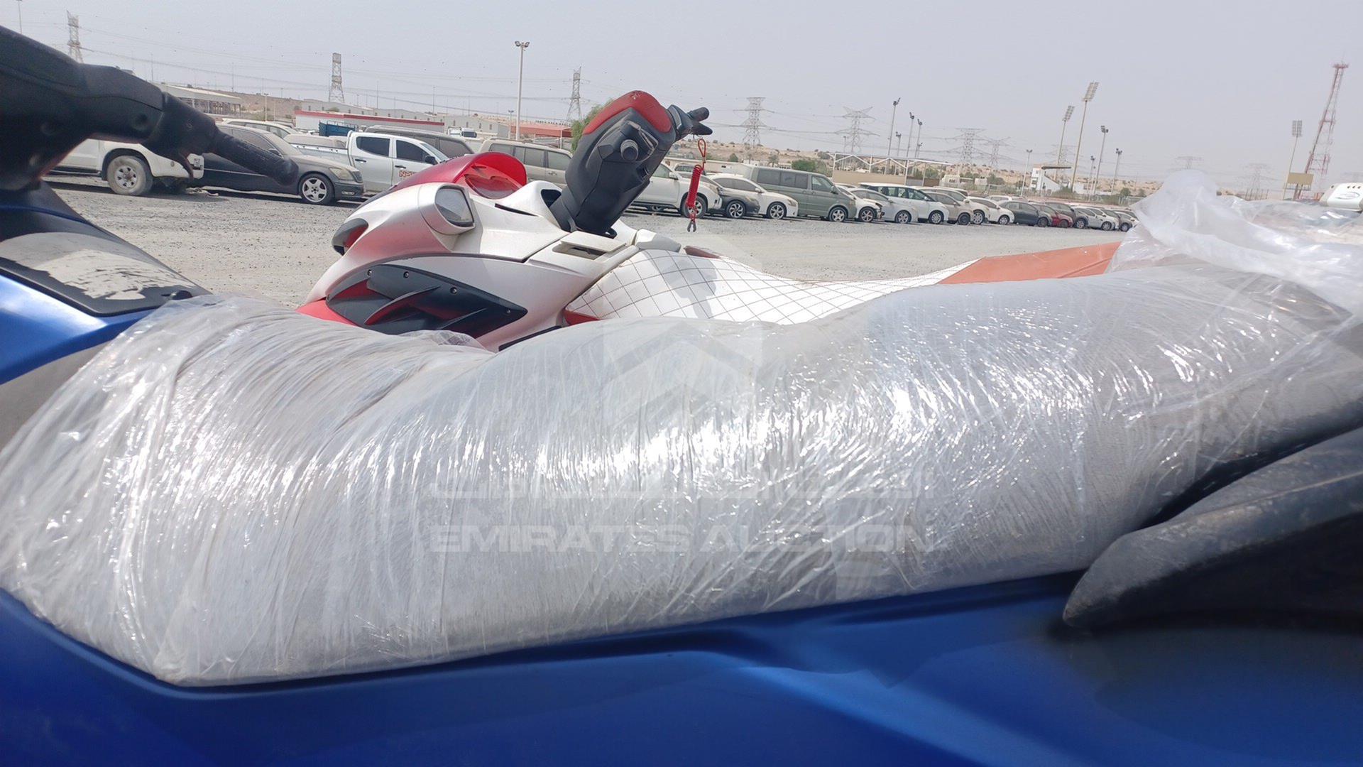 0 JET SKI + TROLLEY YAMAHA VIN: USYAMA3042L809