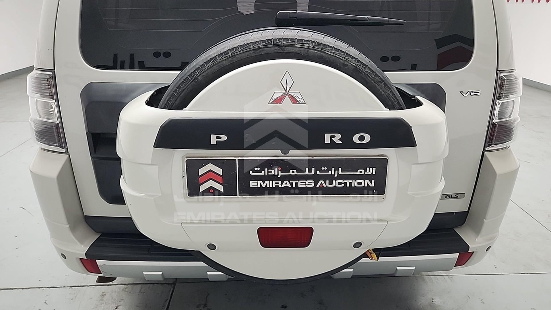 2014 MITSUBISHI PAJERO VIN: JMYLRV95WEJ708829