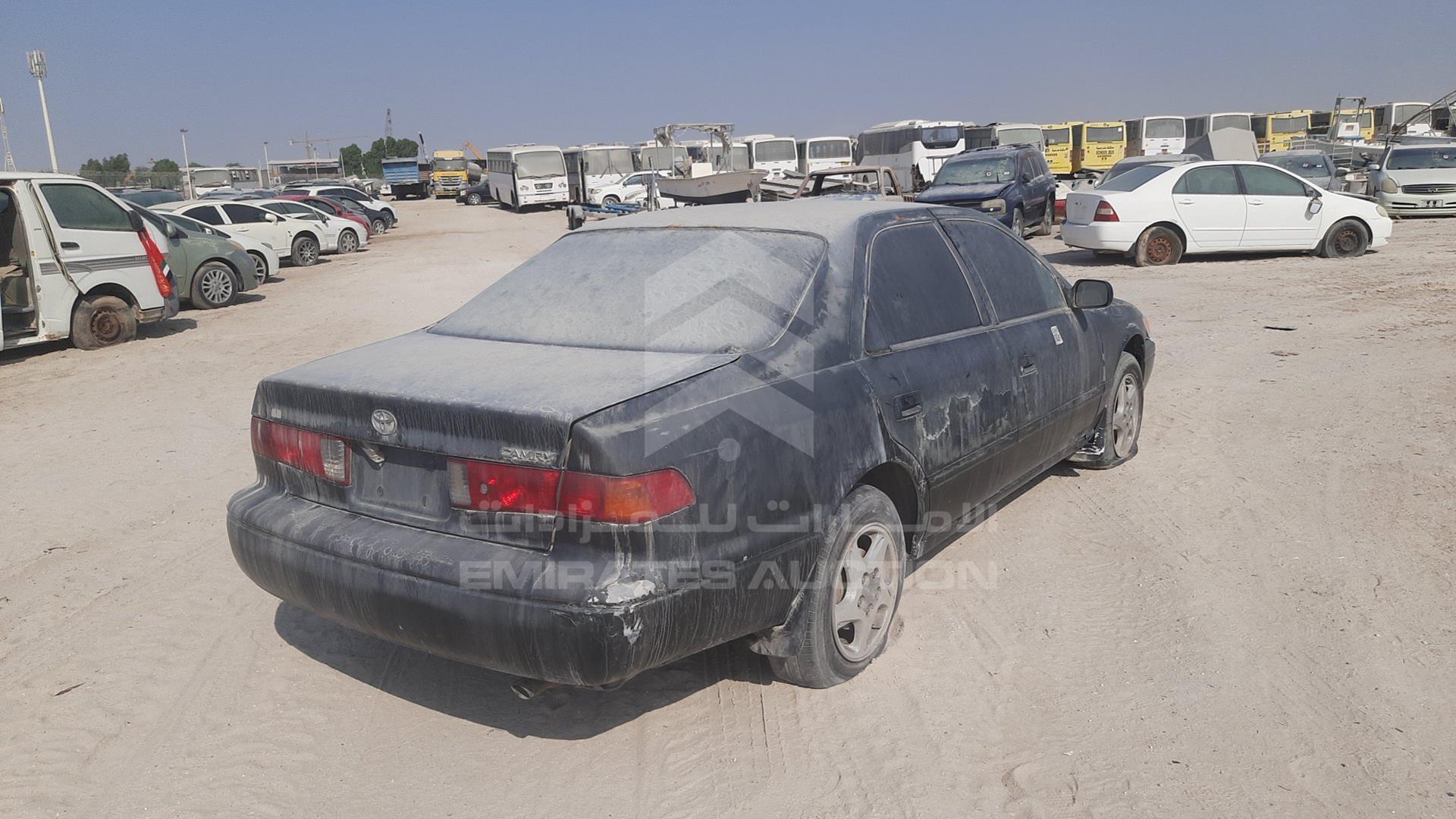 2001 TOYOTA CAMRY VIN: 4T1BG22K91U101820