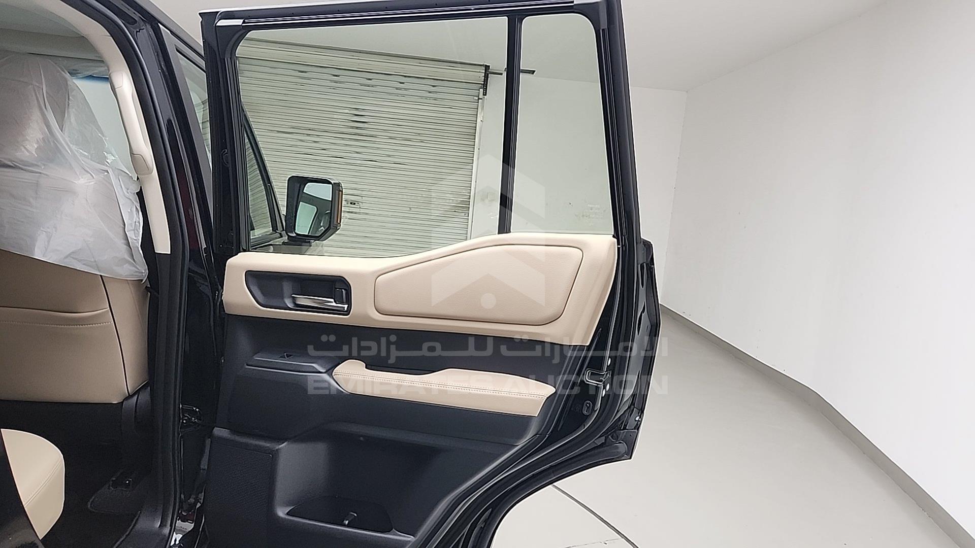 2024 TOYOTA PRADO VIN: JTEAACAJ4RK005516