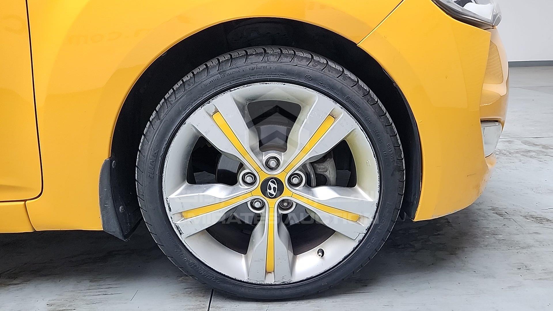 2013 HYUNDAI VELOSTER VIN: KMHTC61C9DU125671