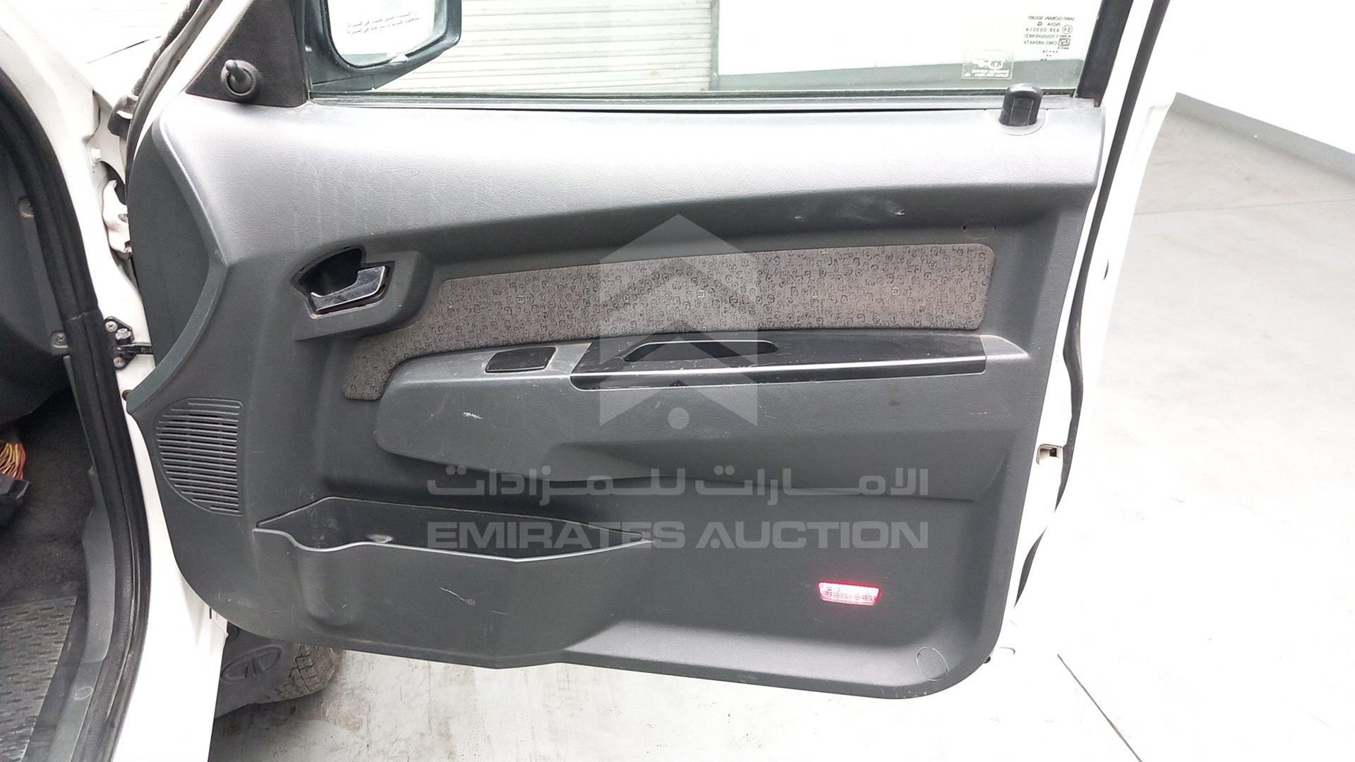 2015 TATA XENON VIN: MAT464703FSL00405