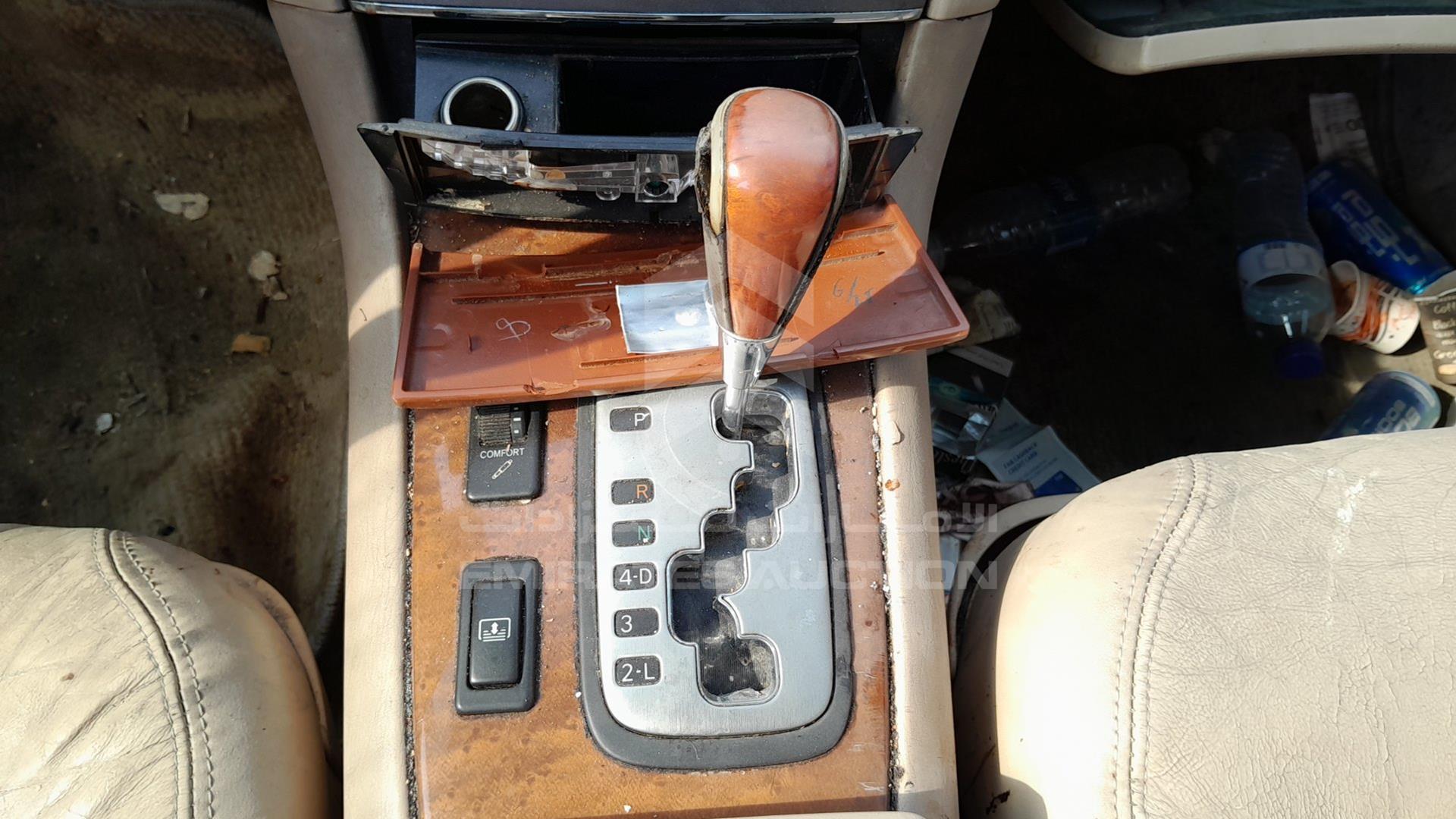 2006 LEXUS ES 300 VIN: JTHBF30GX66033832