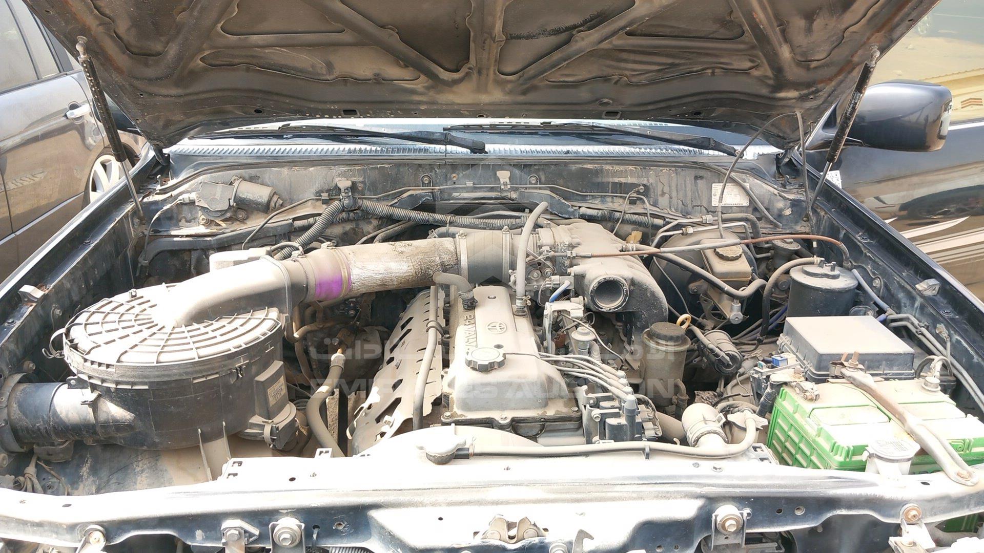 2000 TOYOTA LAND CRUISER VIN: JT3HJ09J1Y0025212