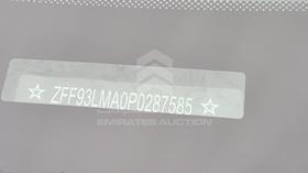 فيراري F8 Spider 2023 — رقم الشاسيه على الهيكل — صورة 3 — صورة مصغرة