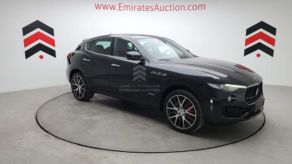 ZN6YU61F1JX277633 Maserati Levante