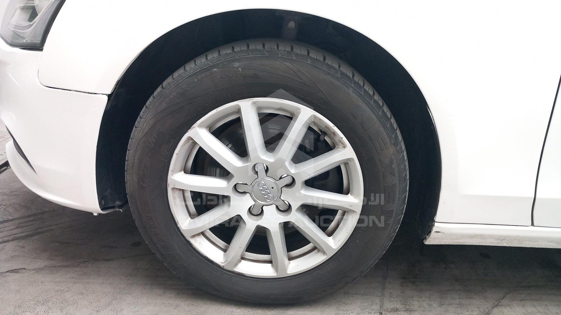 2014 AUDI A4 VIN: WAUACCFL3EN008504