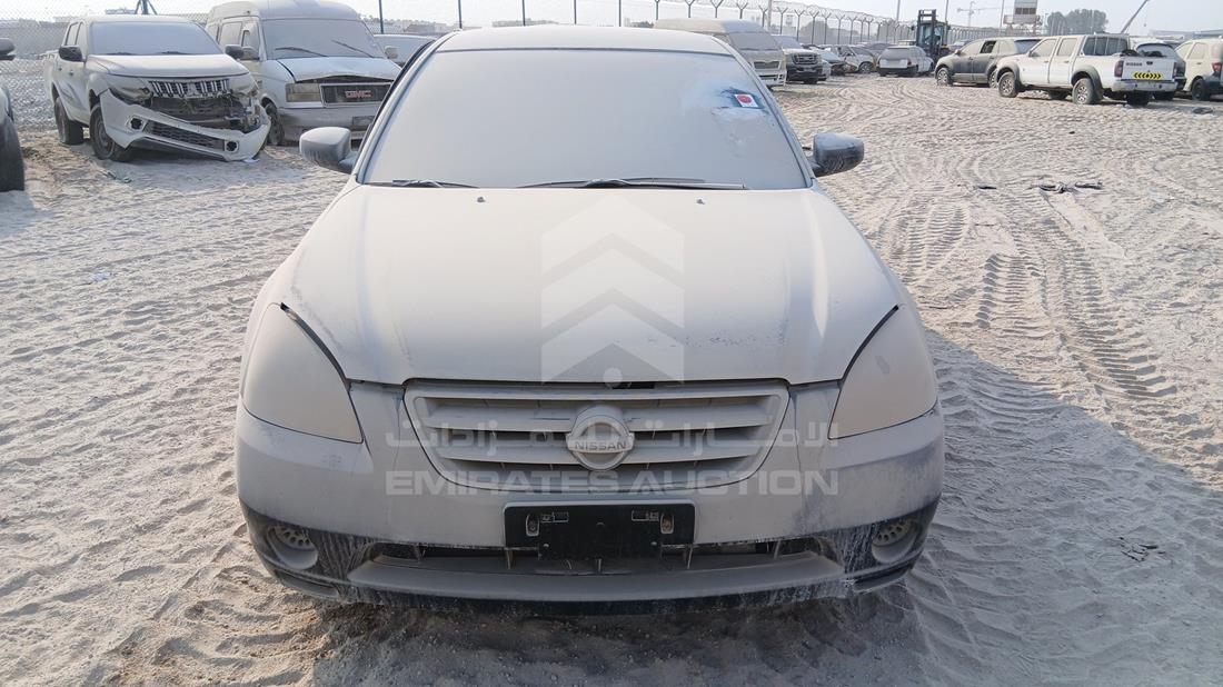 نيسان التيما 2006 — الزاوية الأمامية بالكامل — صورة 1