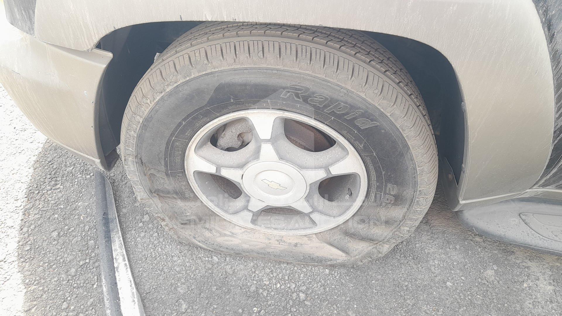 2002 CHEVROLET TRAILBLAZER VIN: 1GNDT13S022202637