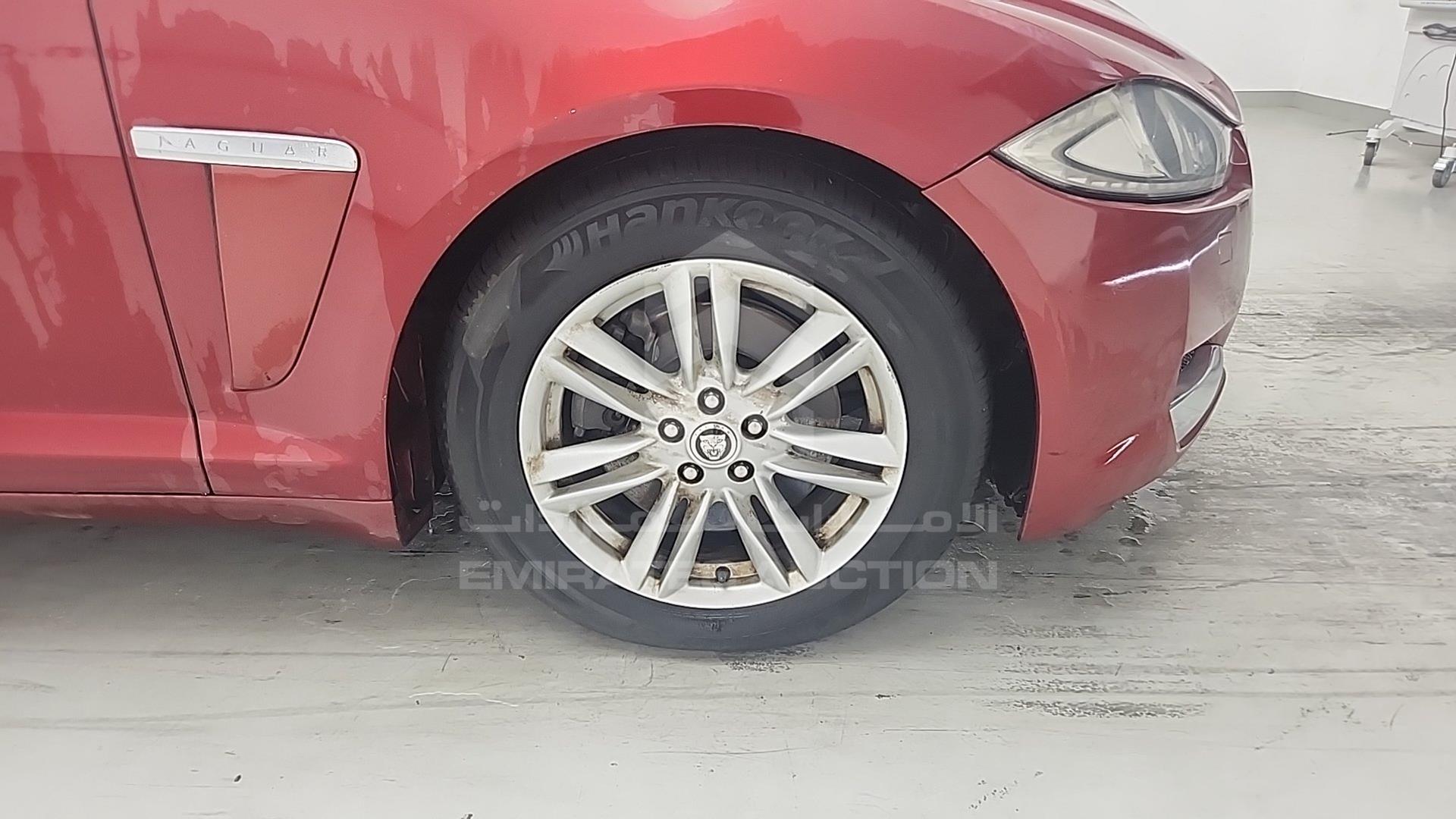 2012 JAGUAR XF VIN: SAJAA05D6CFS51203