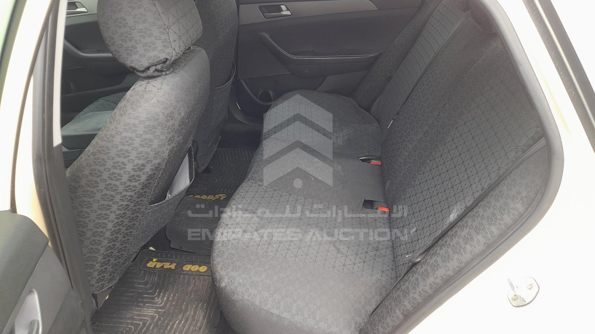 2019 HYUNDAI SONATA VIN: KMHE24130KA092946