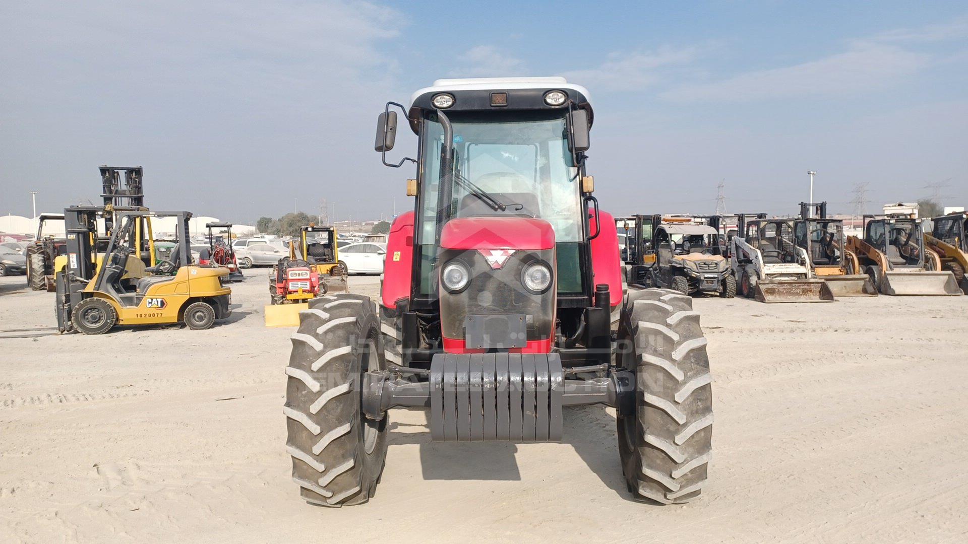 2018 MASSEY FERGUSON --- VIN: AGCM1204TC5052006