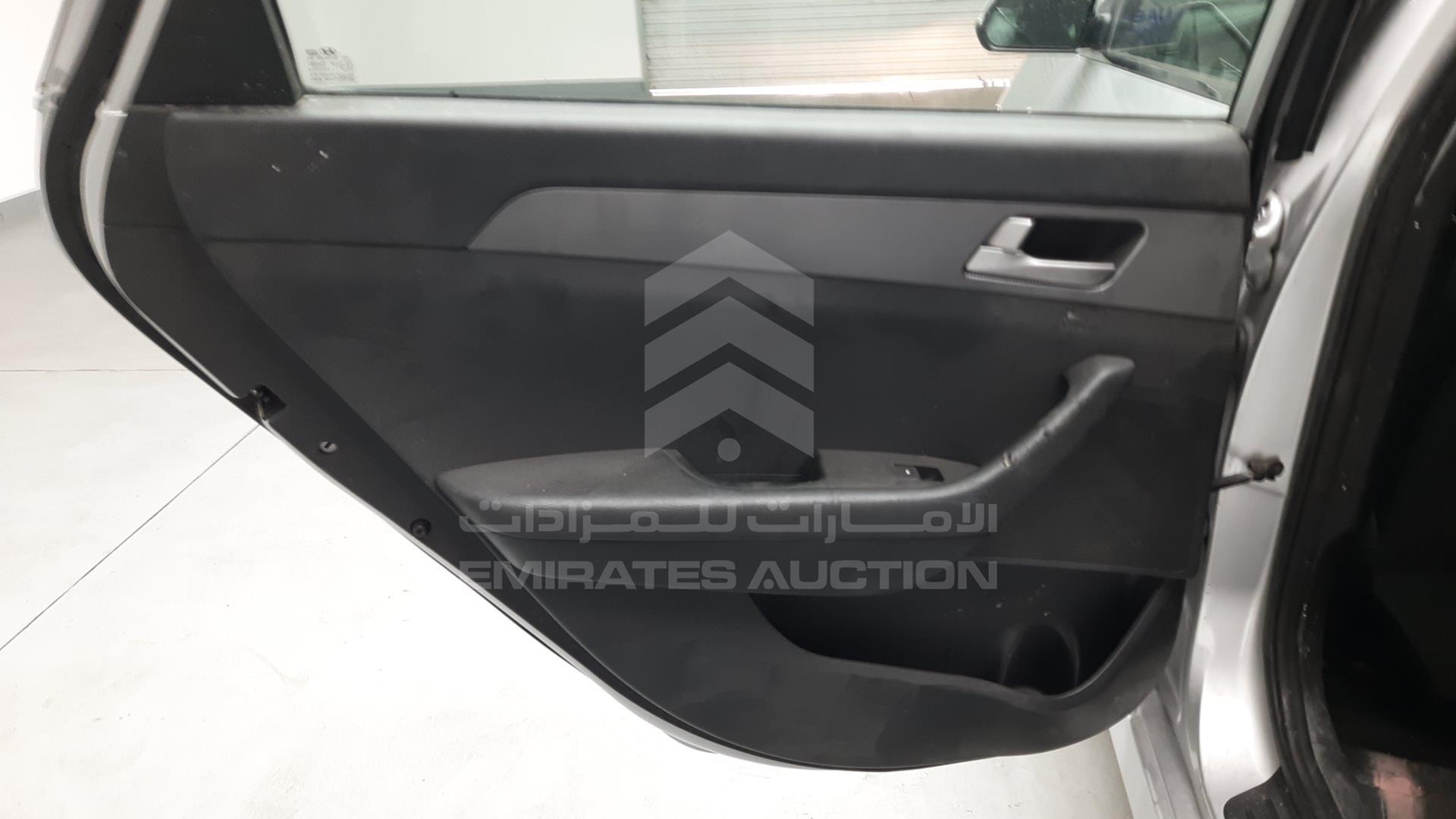 2019 HYUNDAI SONATA VIN: KMHE24130KA093014