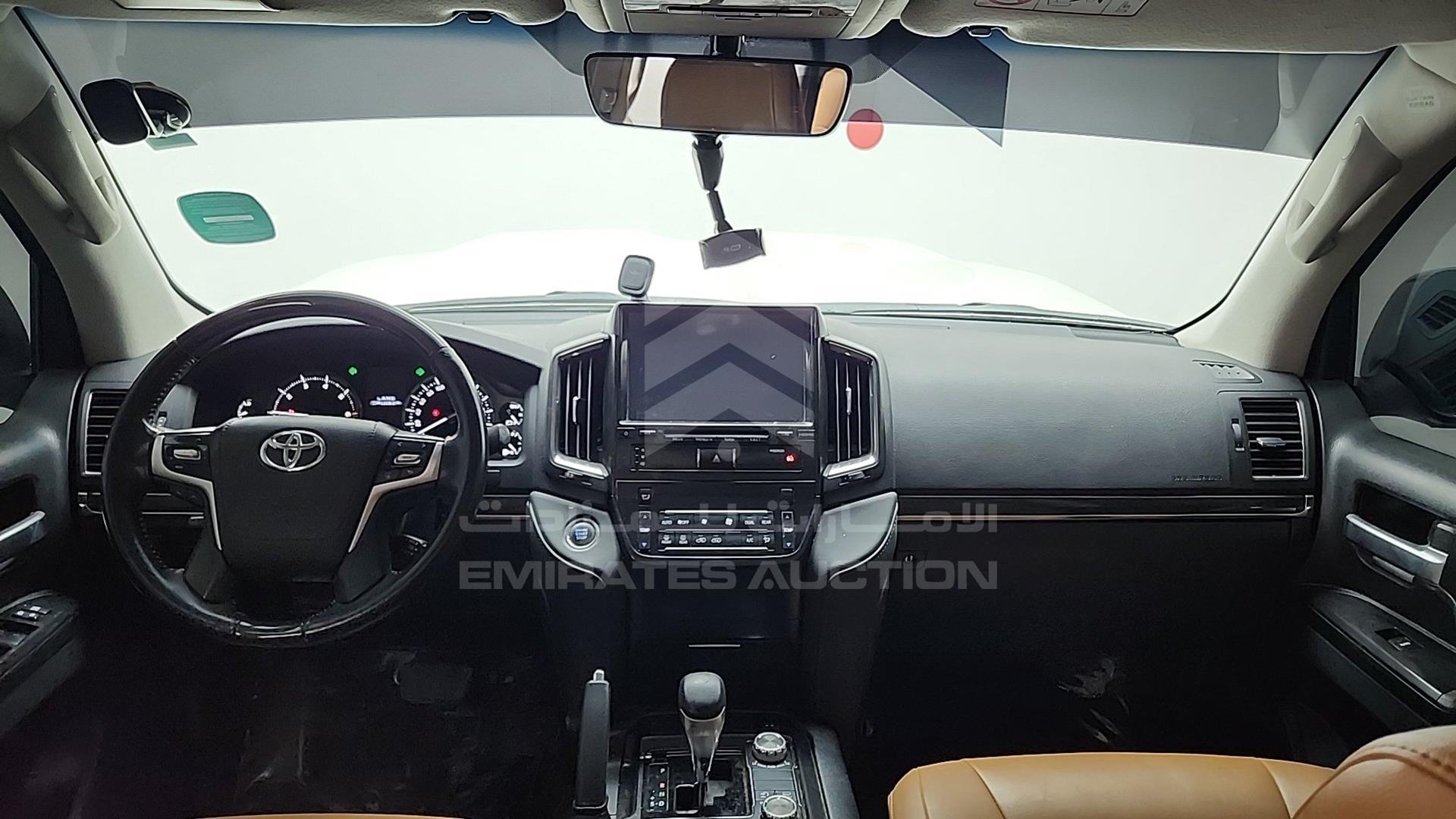 2021 TOYOTA LAND CRUISER VIN: JTMHX01J2M4226139